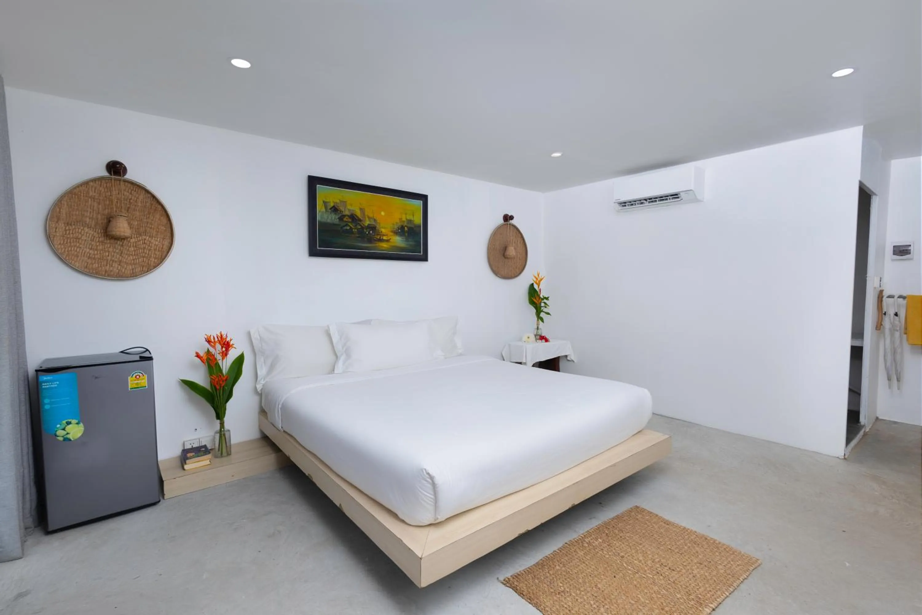 Bed in Long Beach Resort Koh Rong