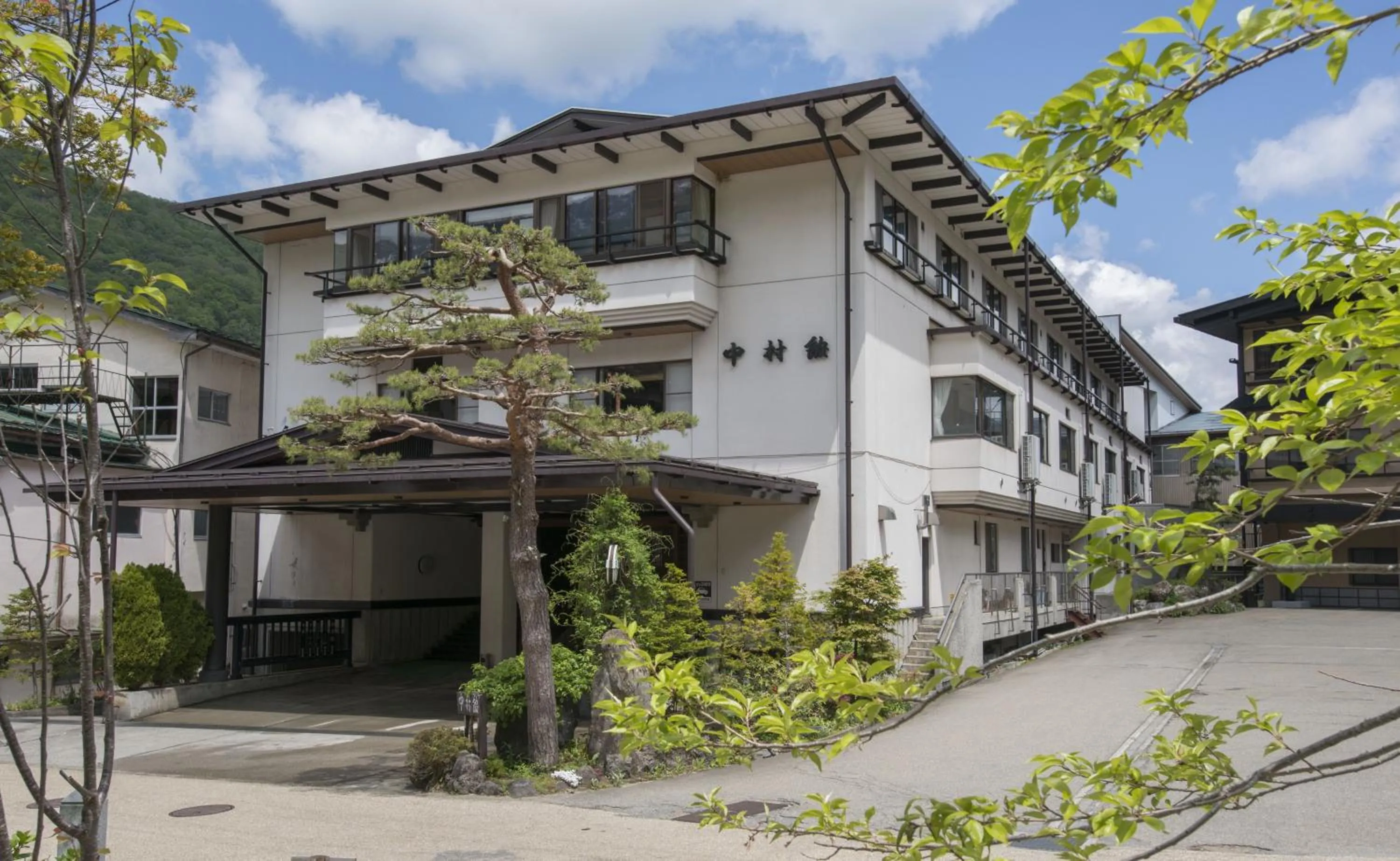 Facade/entrance in Nakamurakan