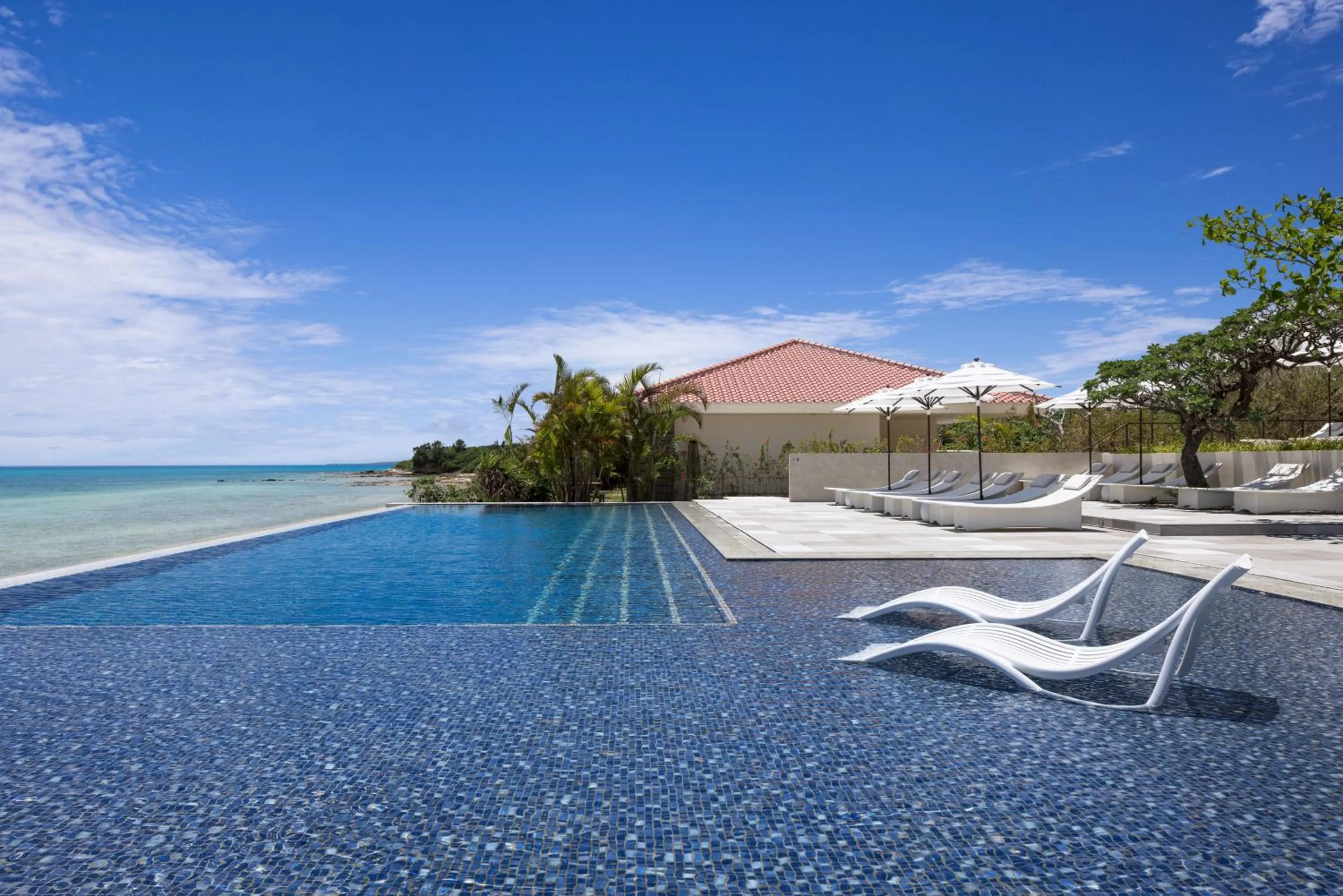 Swimming pool in Haimurubushi