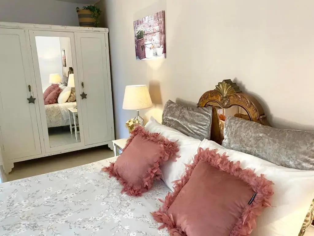 Double Room with Private Bathroom - Ground Floor in Casa Doramas VV Double Room with Private Bathroom - Ground Floor in Casa Doramas VV