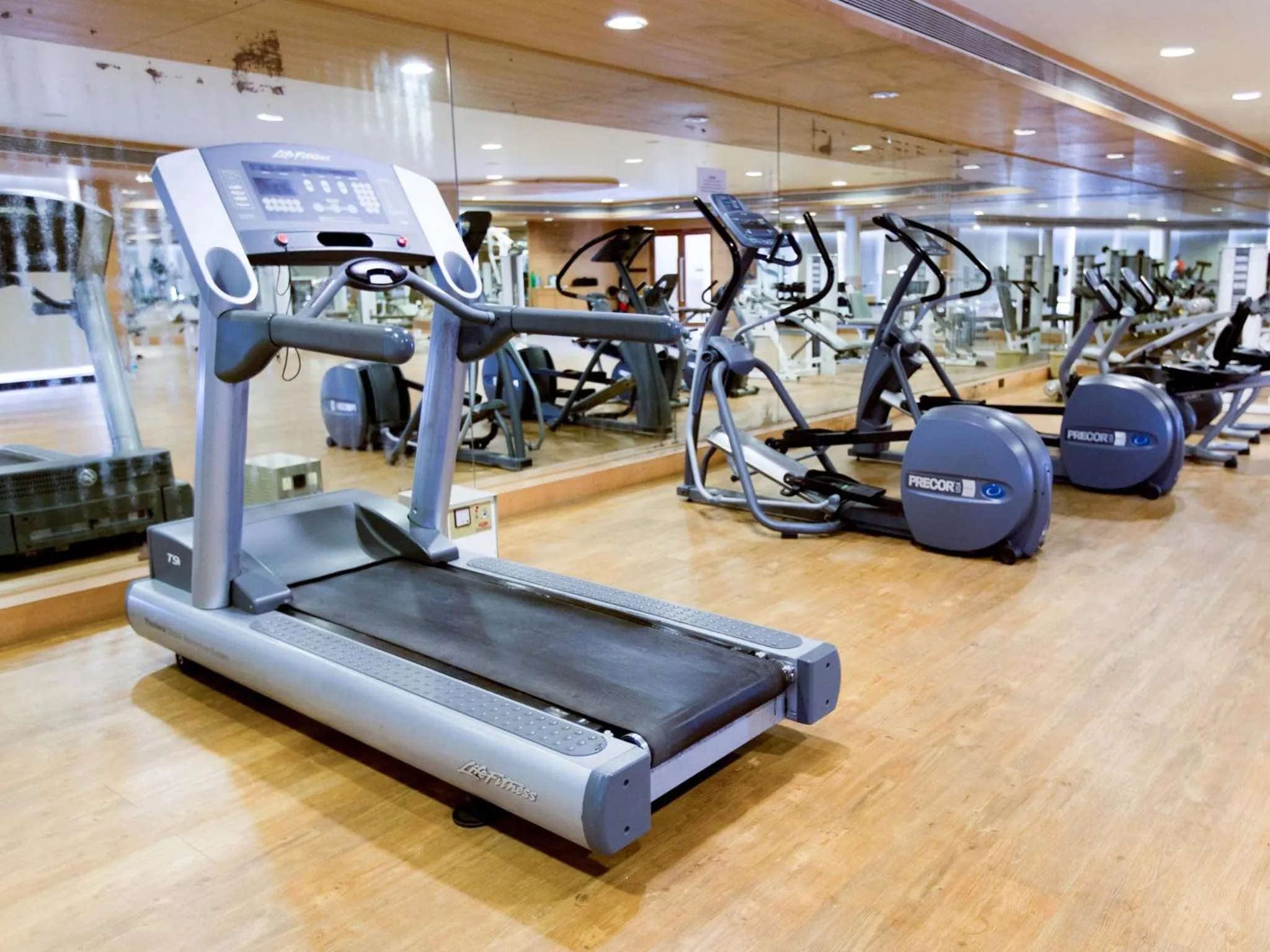 Fitness centre/facilities in Lalco Residency