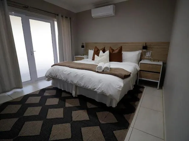 Bed in Summer PALACE Guesthouse