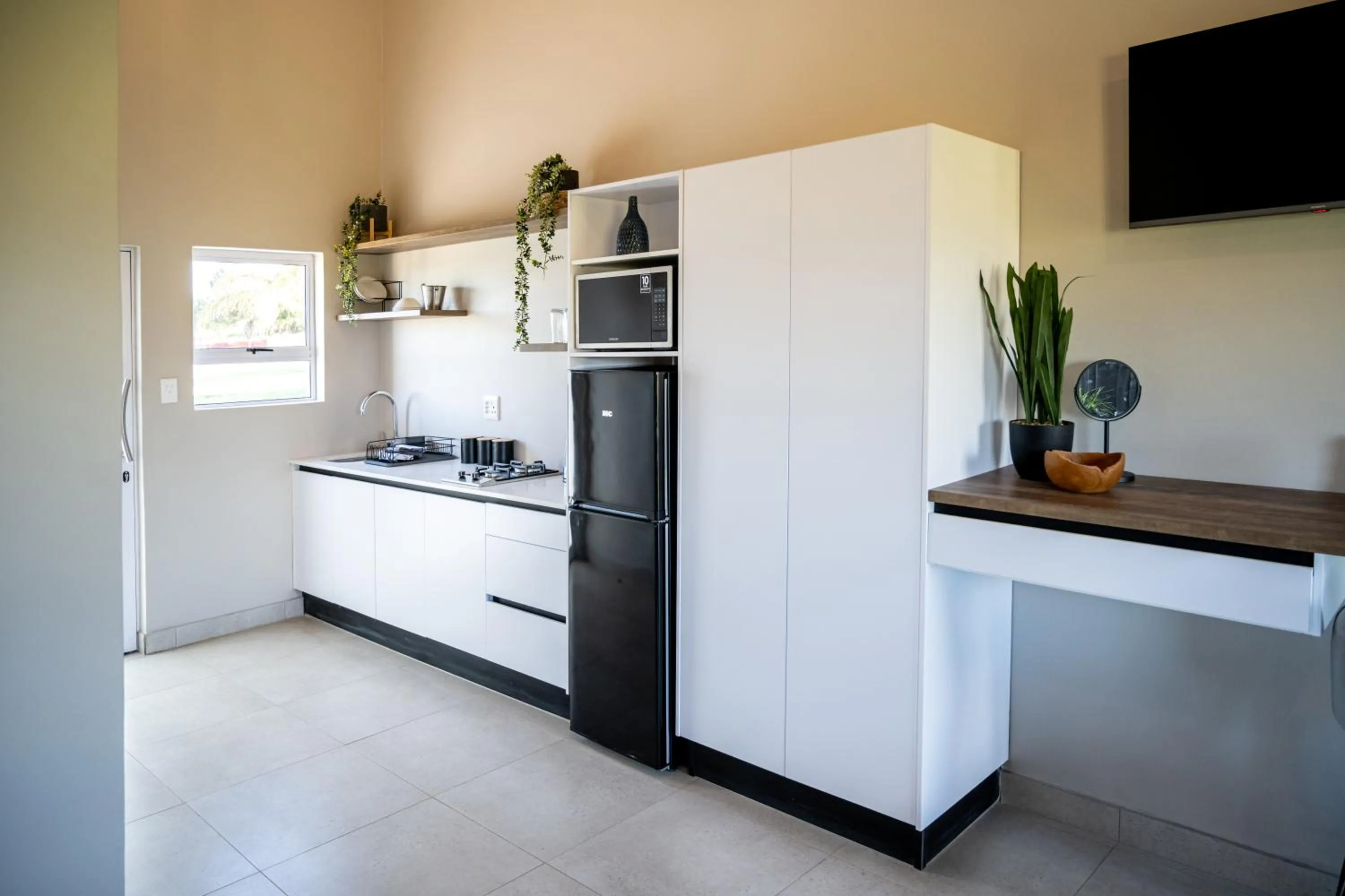 TV and multimedia in Summer PALACE Guesthouse