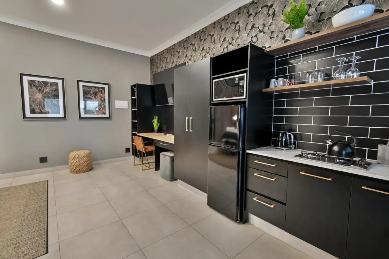 Kitchen or kitchenette in Summer PALACE Guesthouse