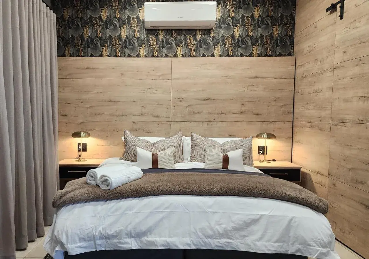 Superior King Suite - single occupancy in Summer PALACE Guesthouse Superior King Suite - single occupancy in Summer PALACE Guesthouse