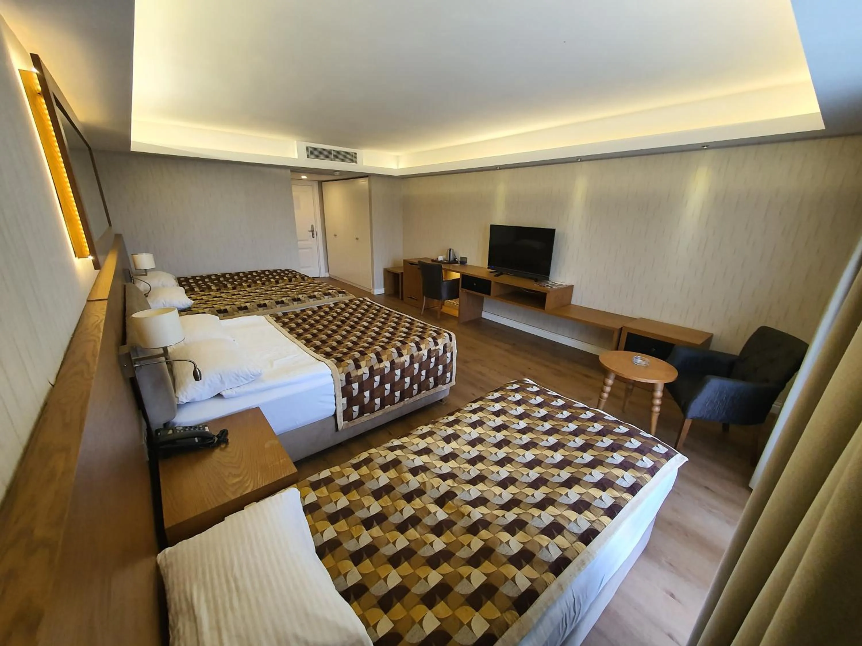 Bed in Aktug Elegance Hotel