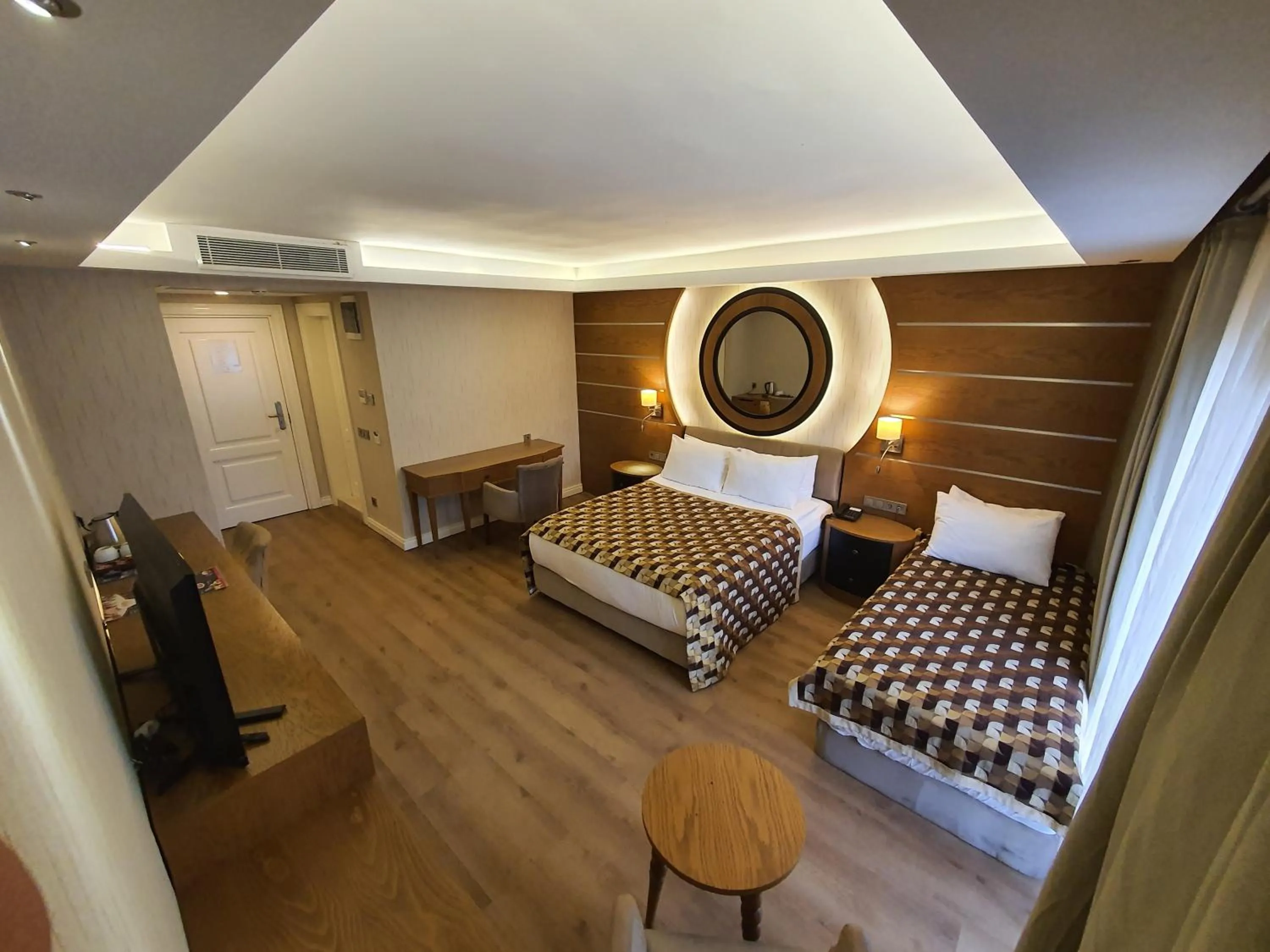 Photo of the whole room, Bed in Aktug Elegance Hotel