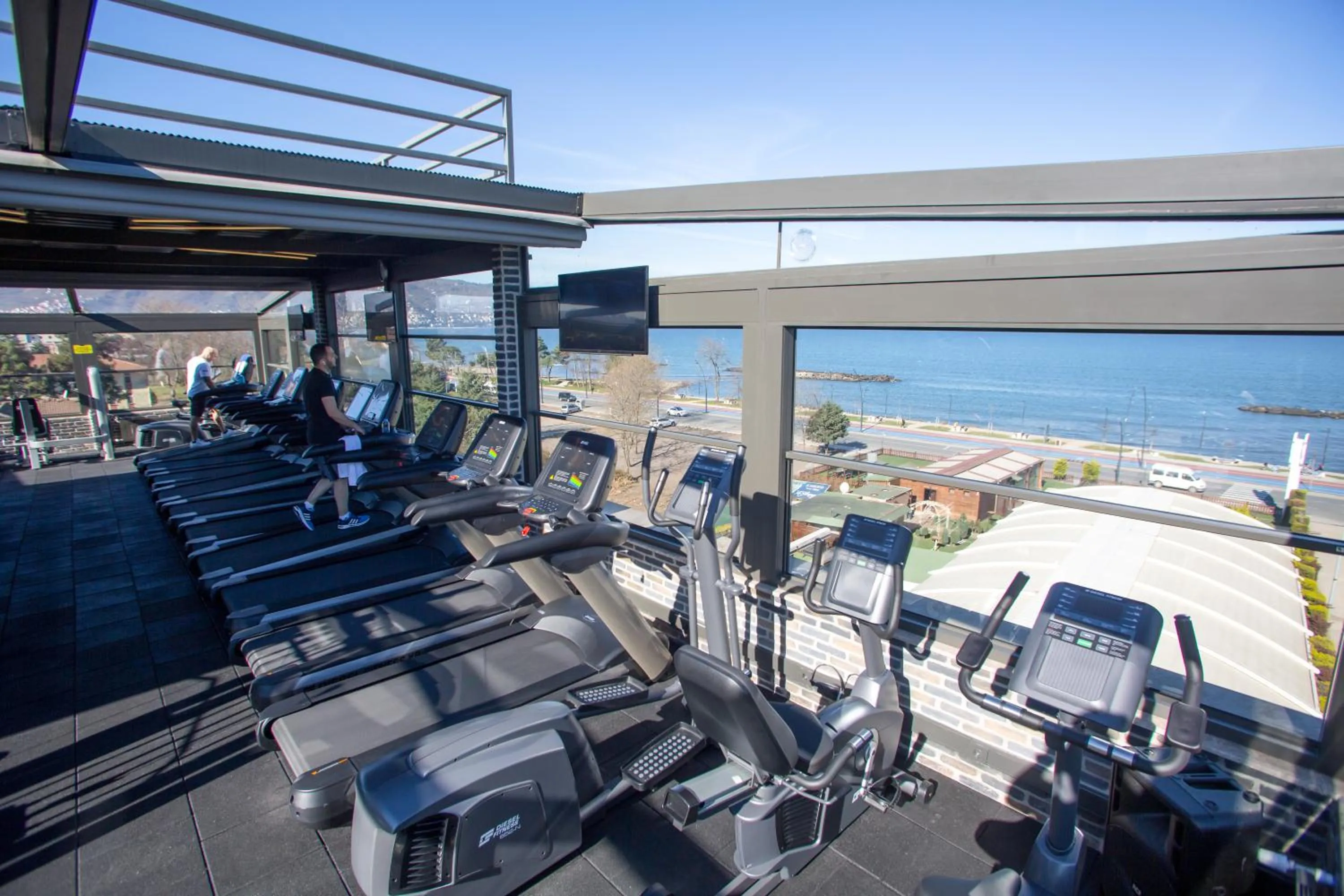 Fitness centre/facilities in Aktug Elegance Hotel