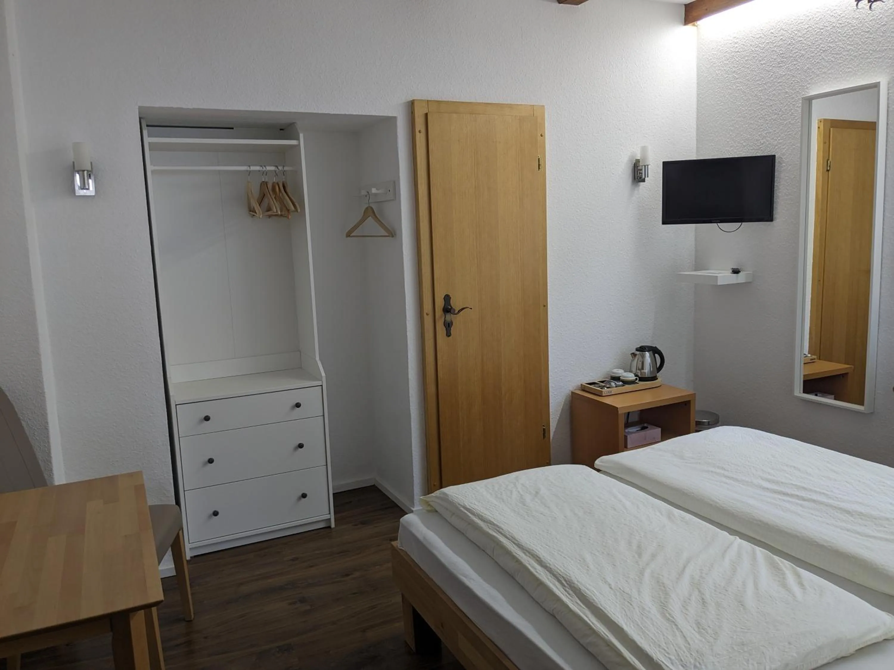 Bed in Hotel Pension Winzerhaus