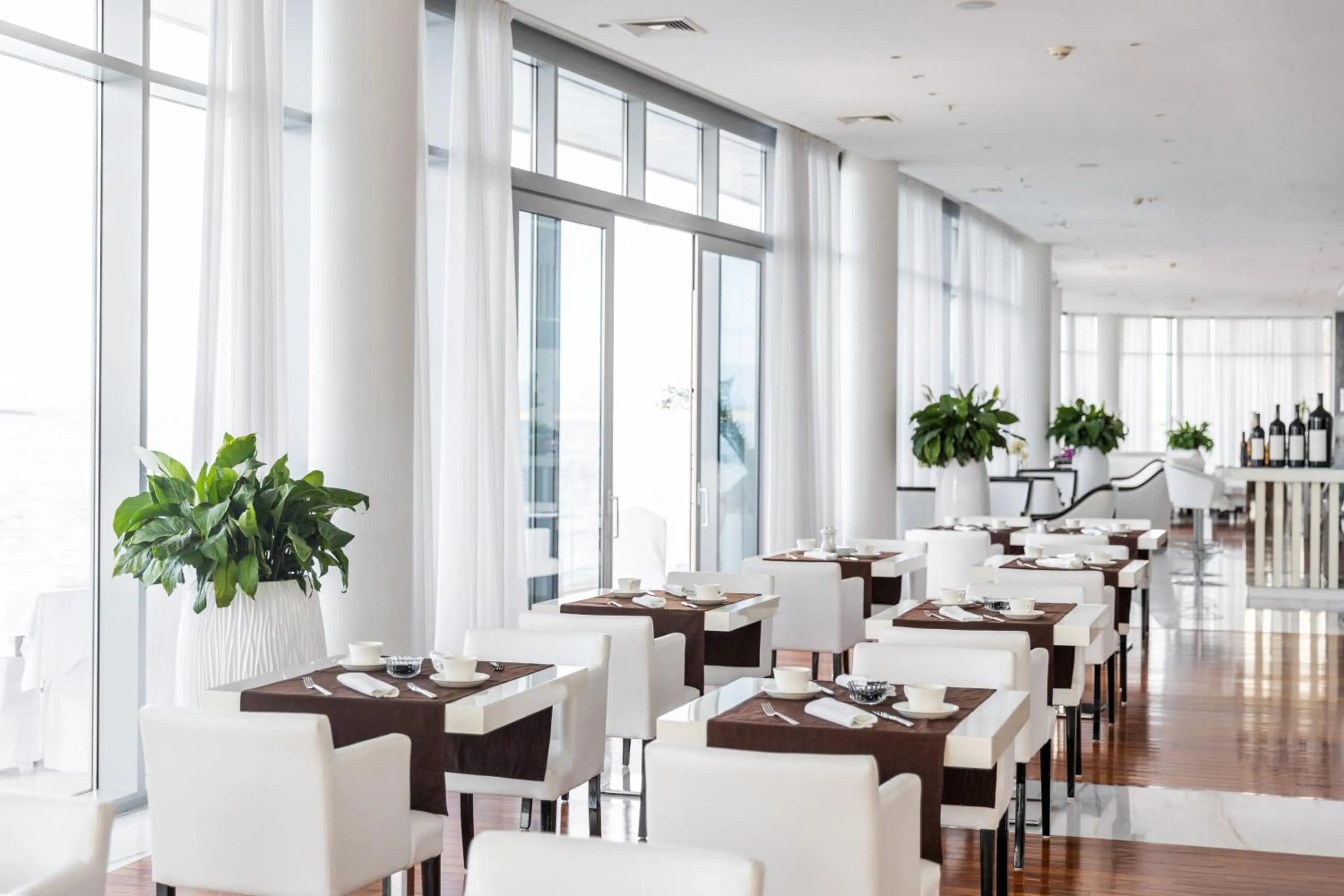 Restaurant/places to eat in Luxury Hotel Amabilis