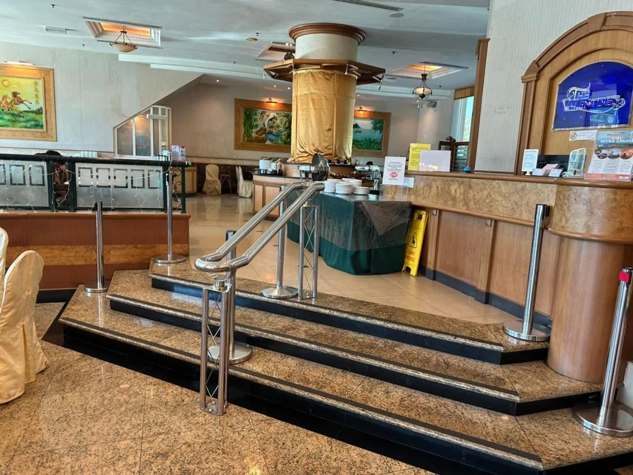 Restaurant/places to eat in The Paramount Hotel Sibu