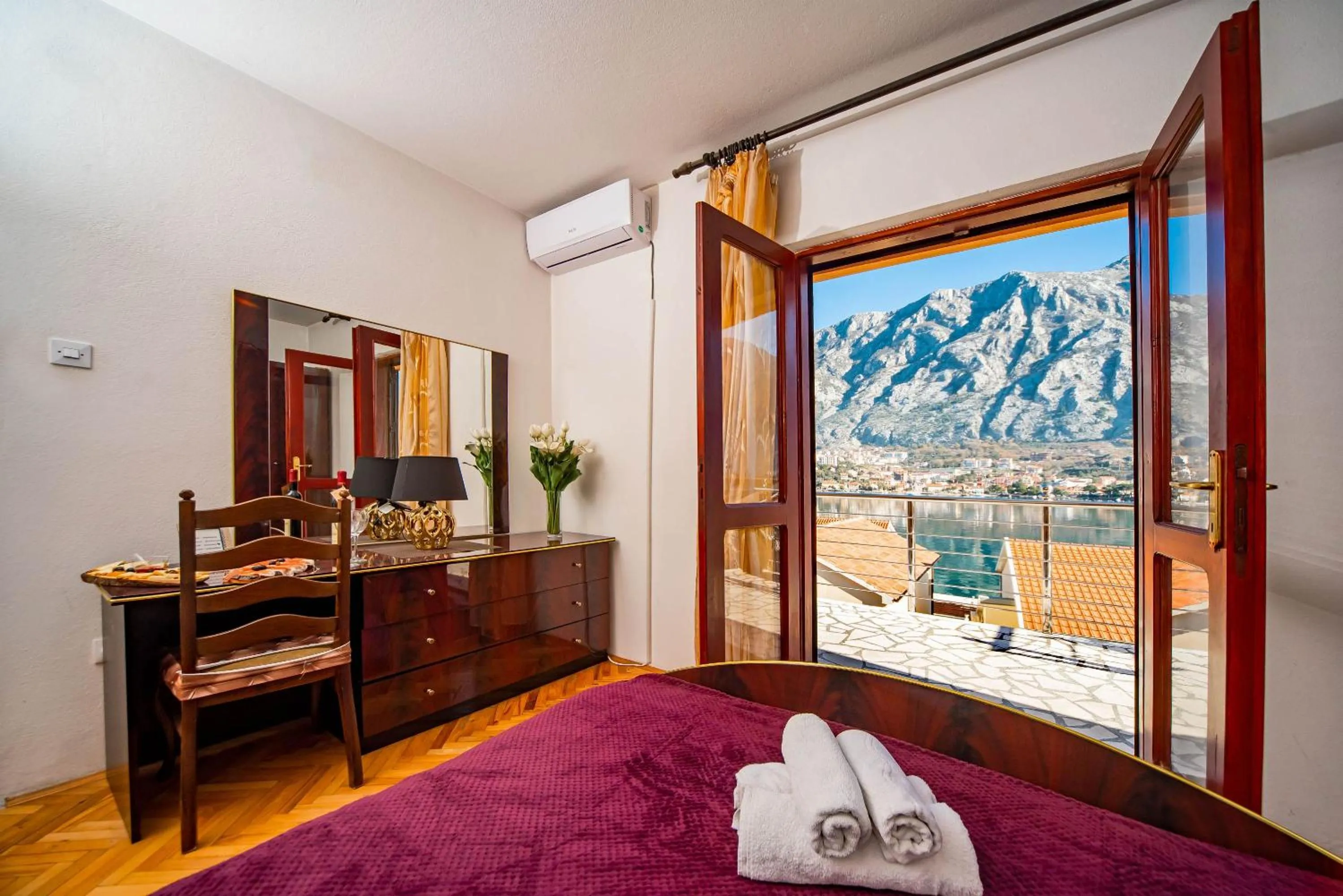 Photo of the whole room, Bed in Apartments Marković