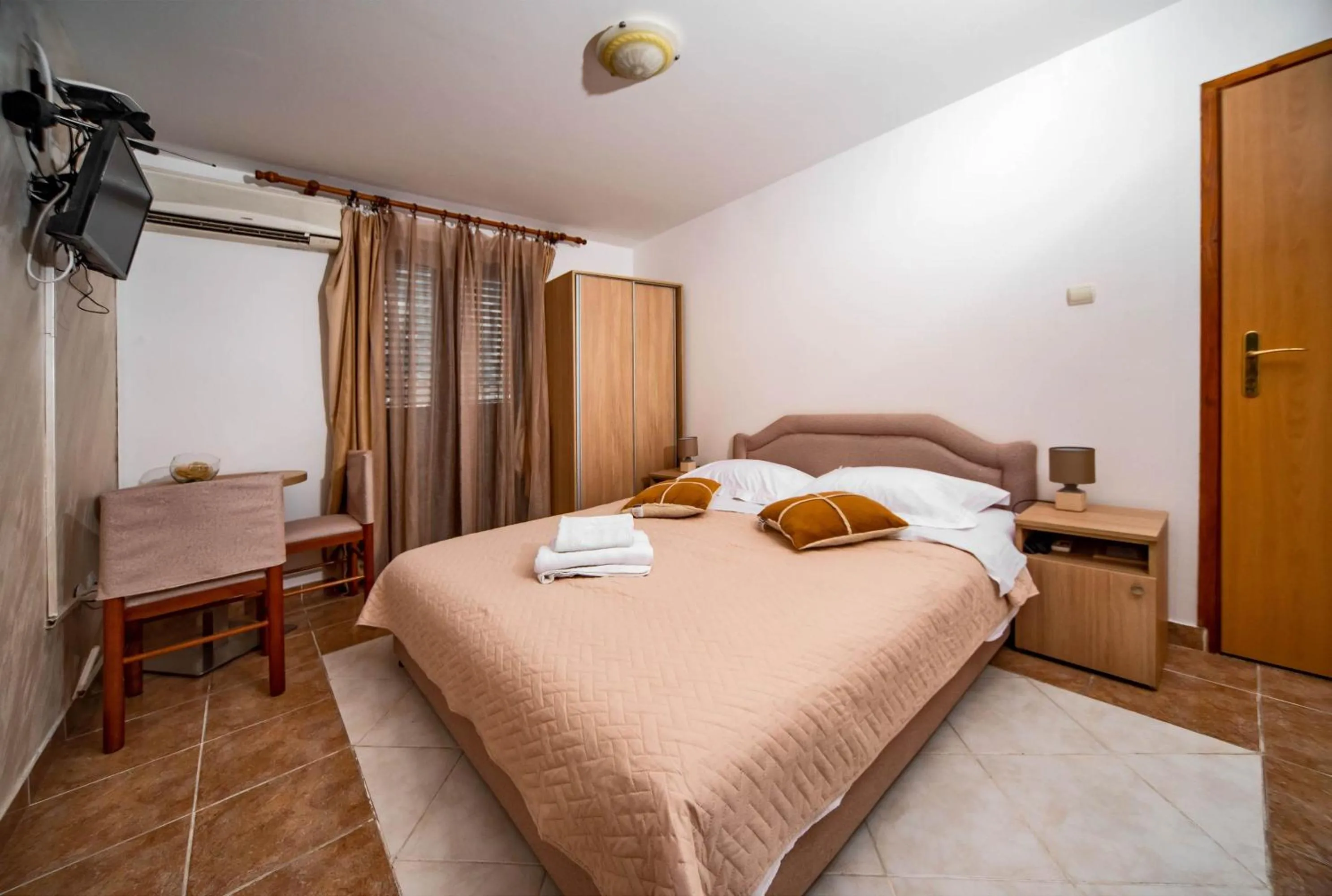 Bedroom, Bed in Apartments Marković