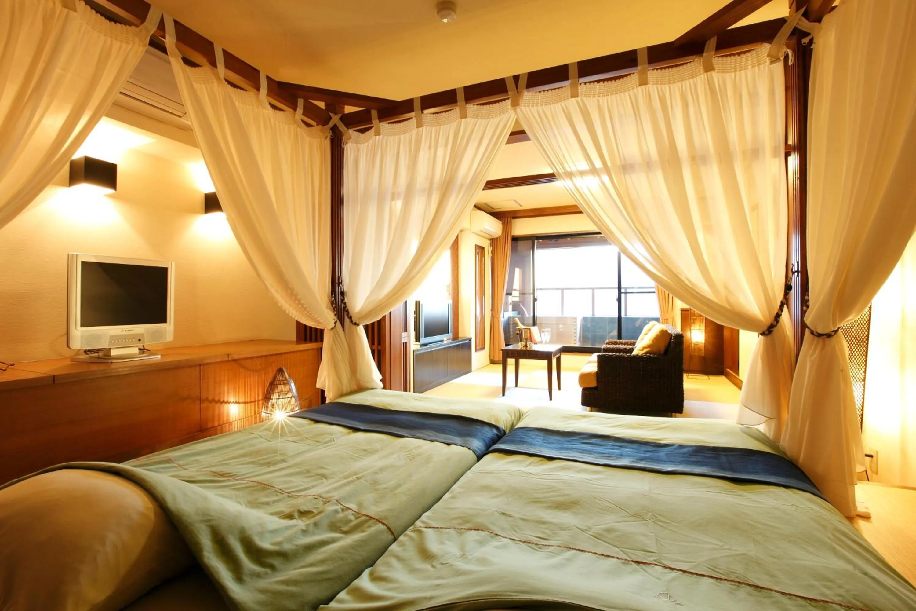 Bed in Inatori Akao Hotel