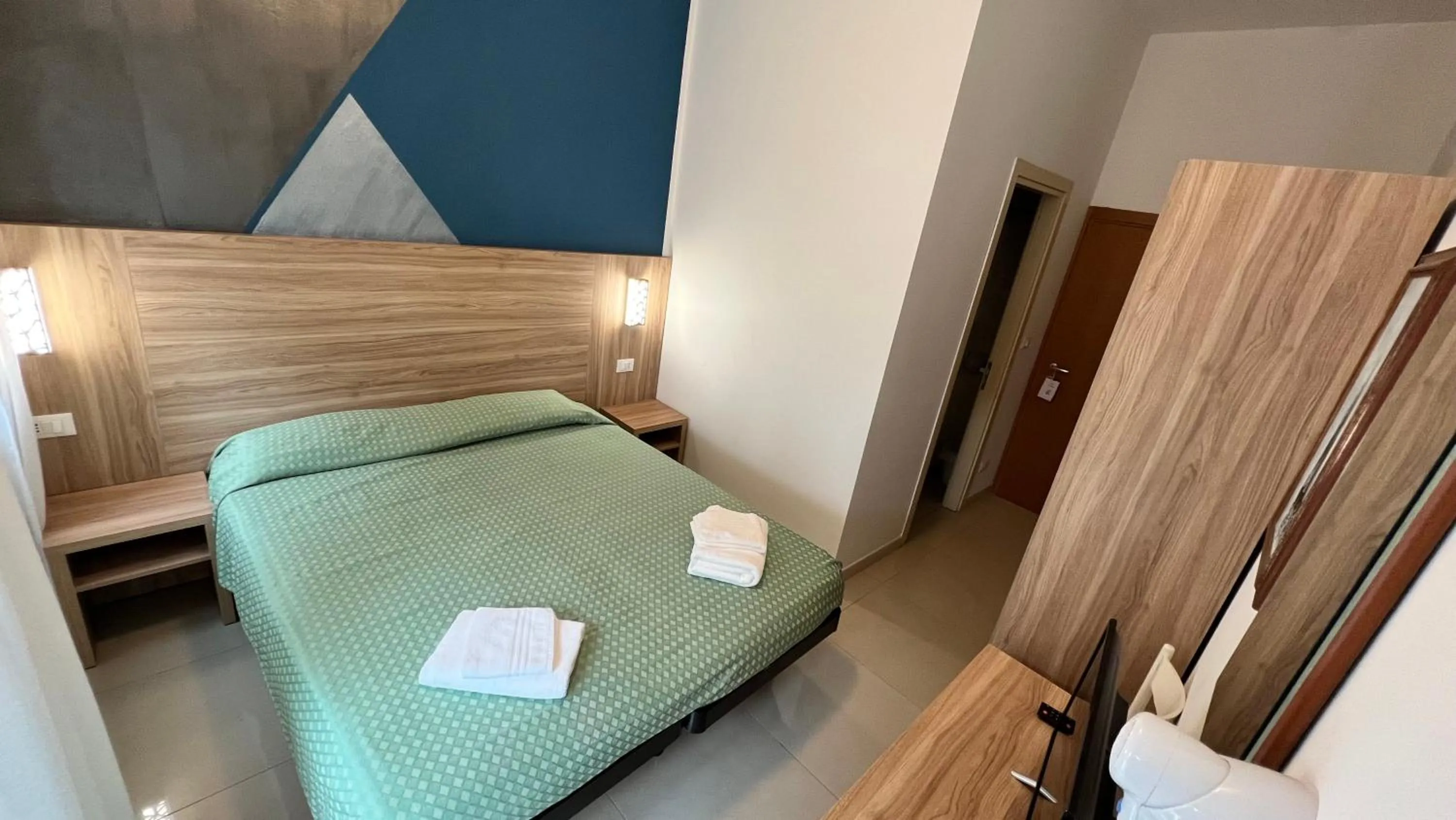 Photo of the whole room, Bed in Club Vacanze In