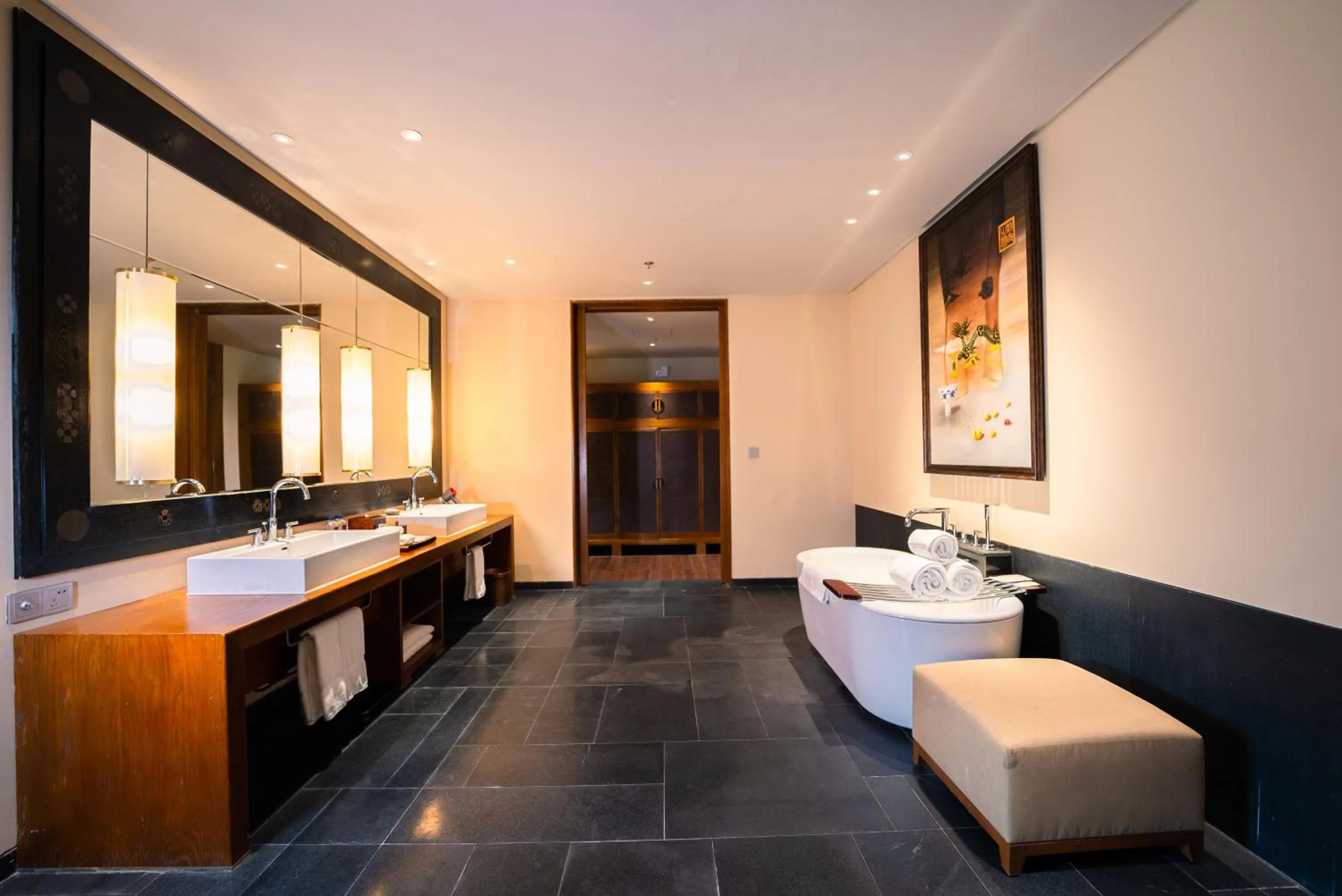 Bathroom in The St. Regis Lhasa Resort