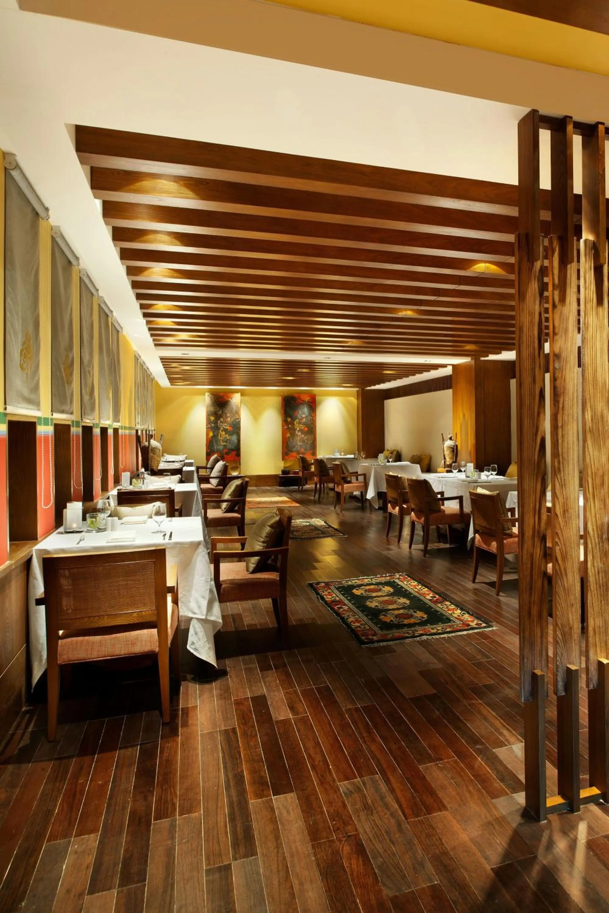 Restaurant/places to eat in The St. Regis Lhasa Resort