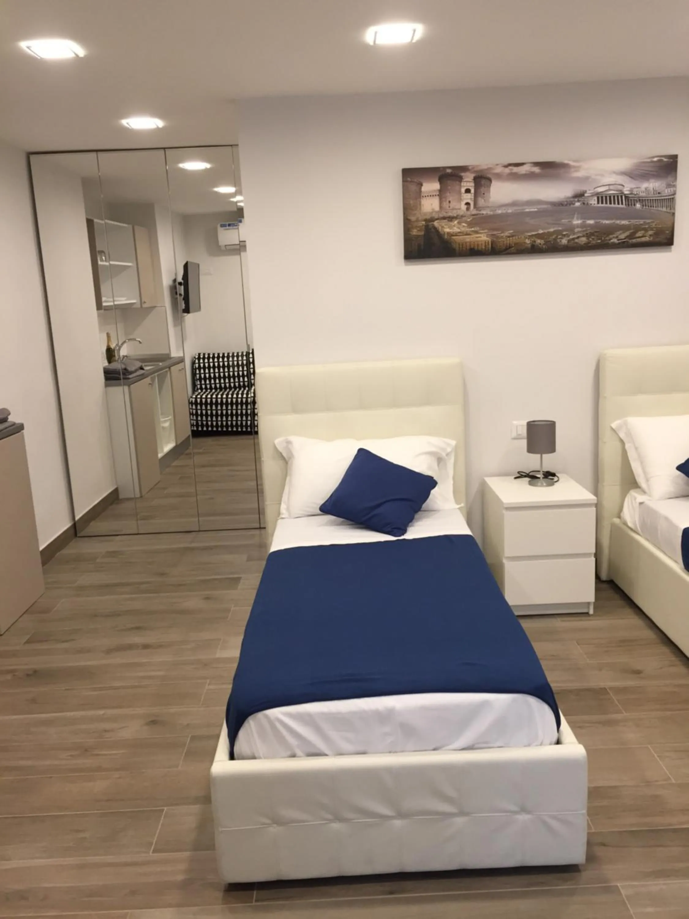 Bed in Garibaldi Station 2punto0