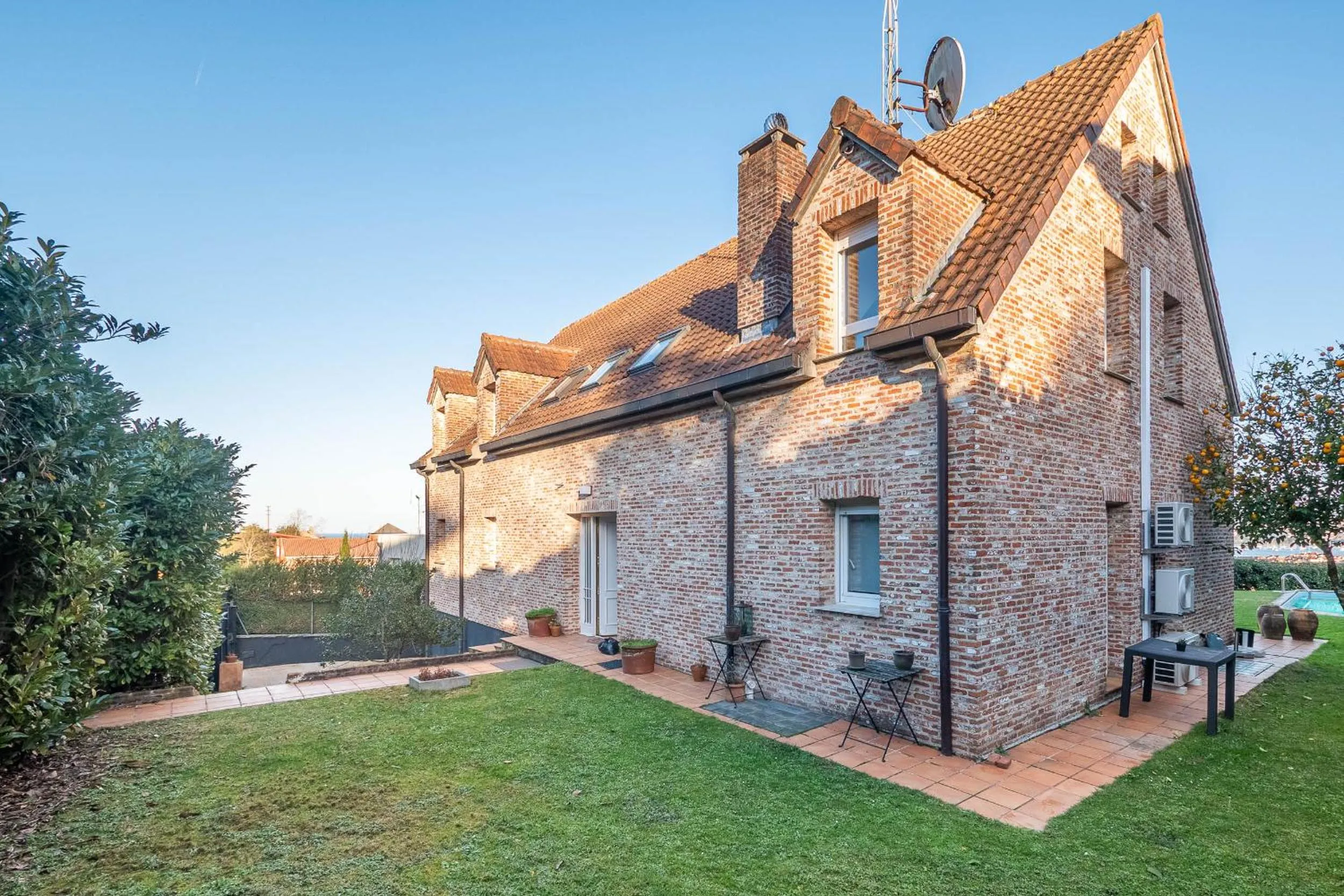 Property building in Villa Bista Eder - Hotel Boutique para grupos