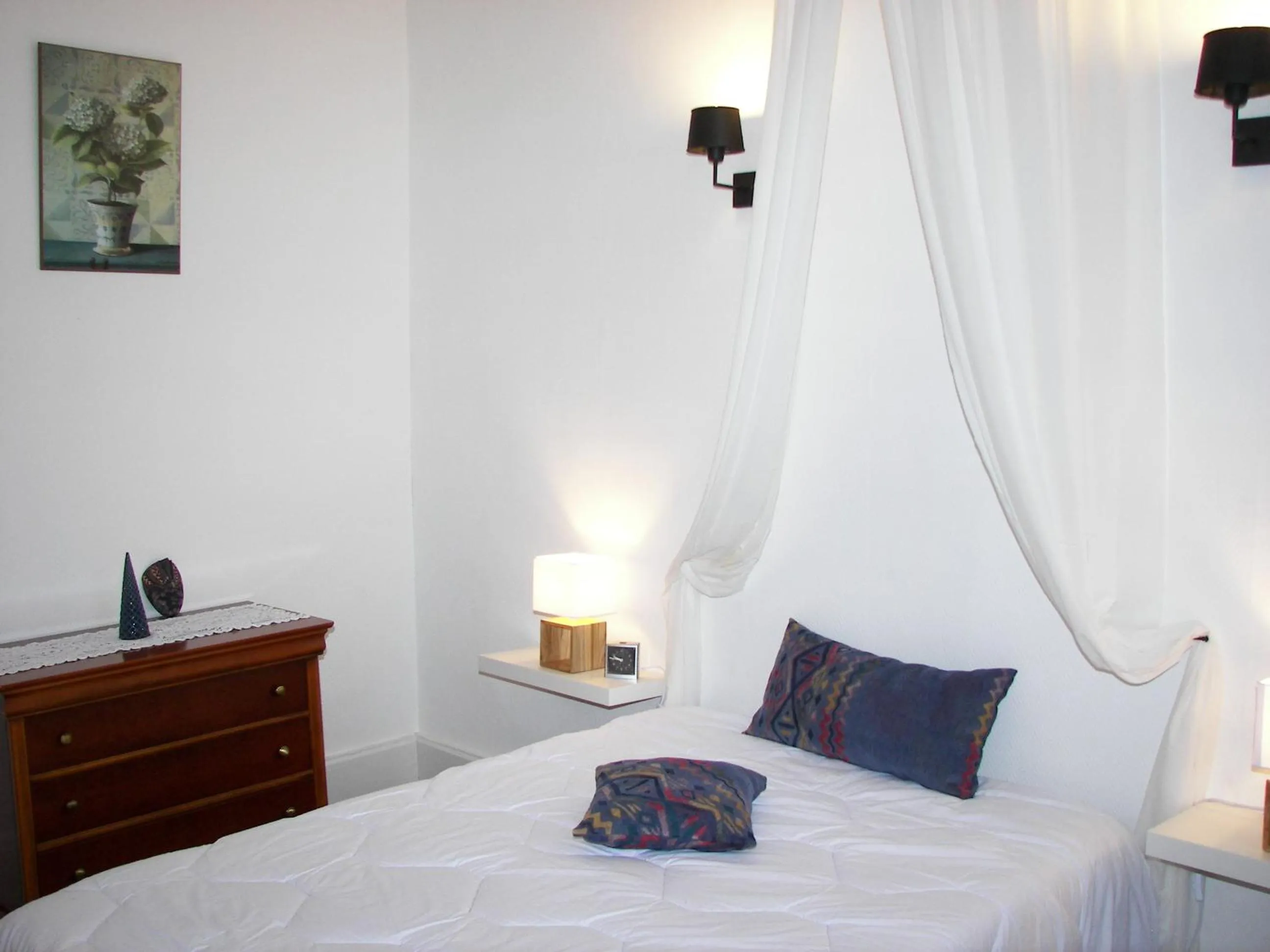 Decorative detail, Bed in Domaine du Noble