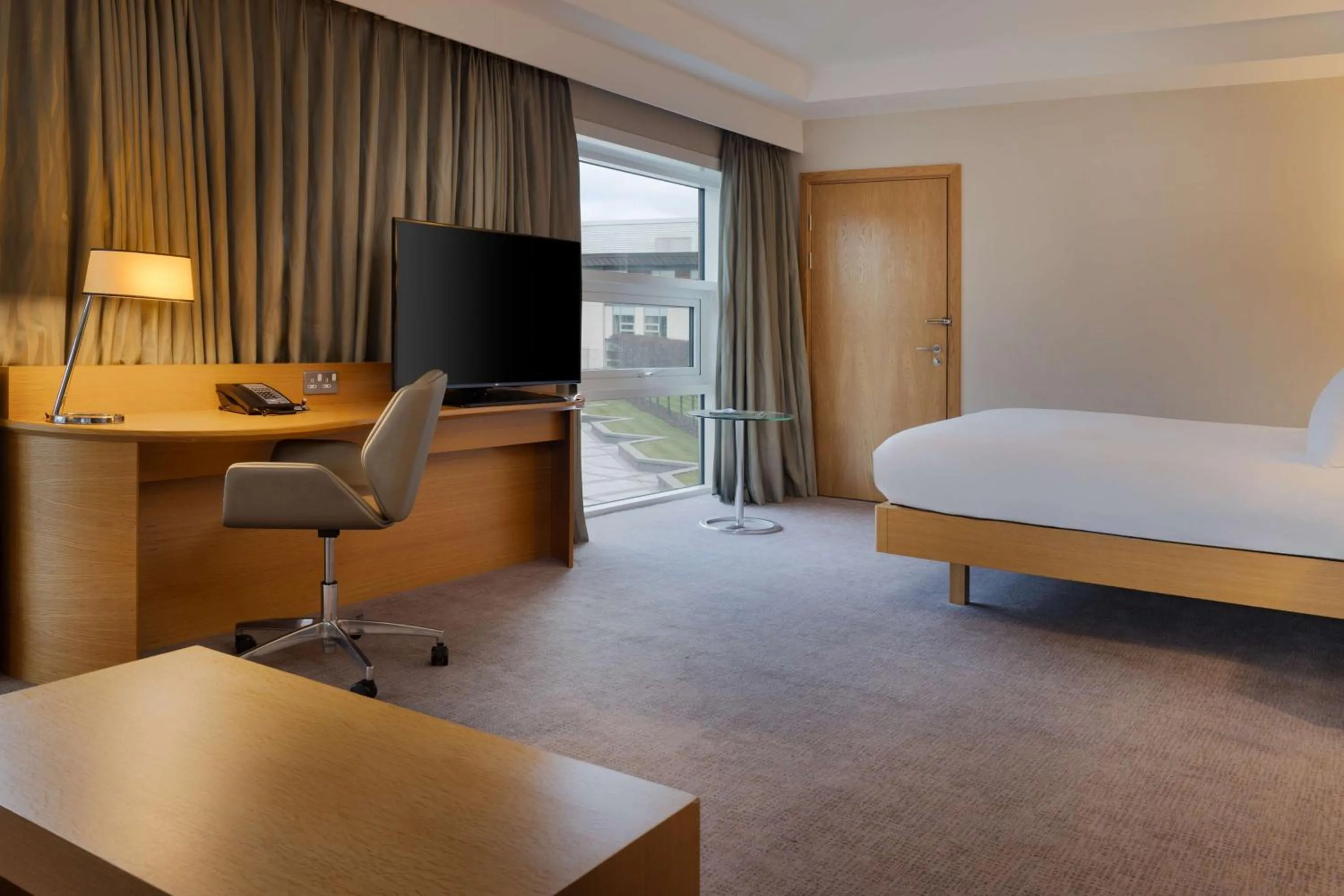 Bedroom, Bed in Hilton at St George's Park