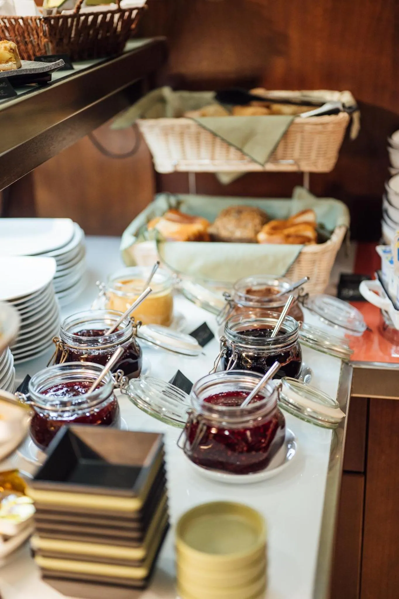 Buffet breakfast in Peakture Hotel