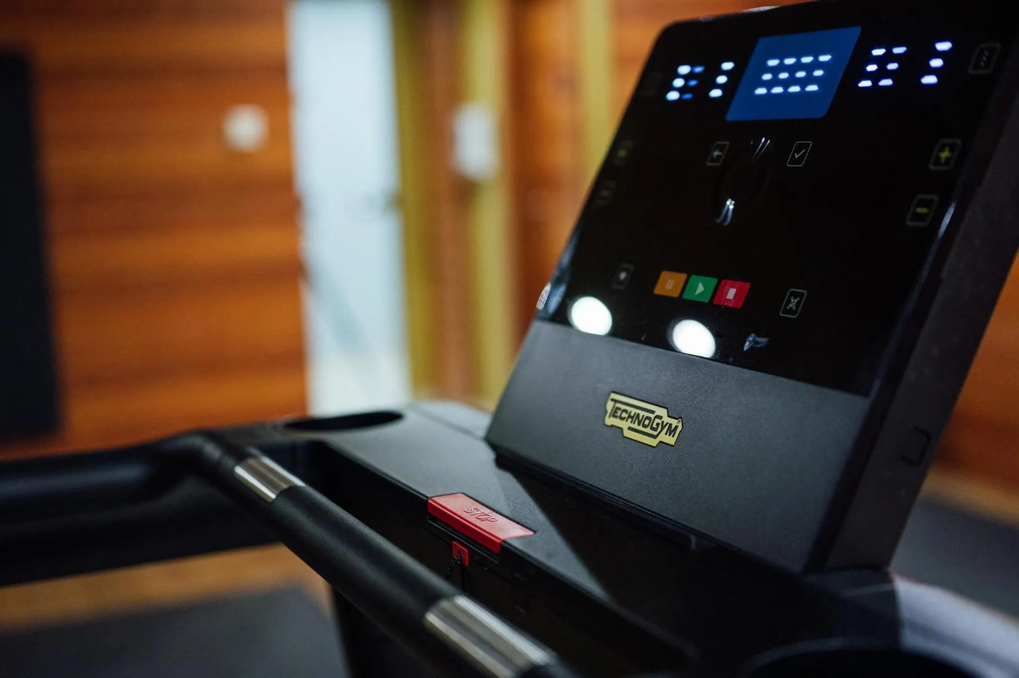 Fitness centre/facilities in Peakture Hotel