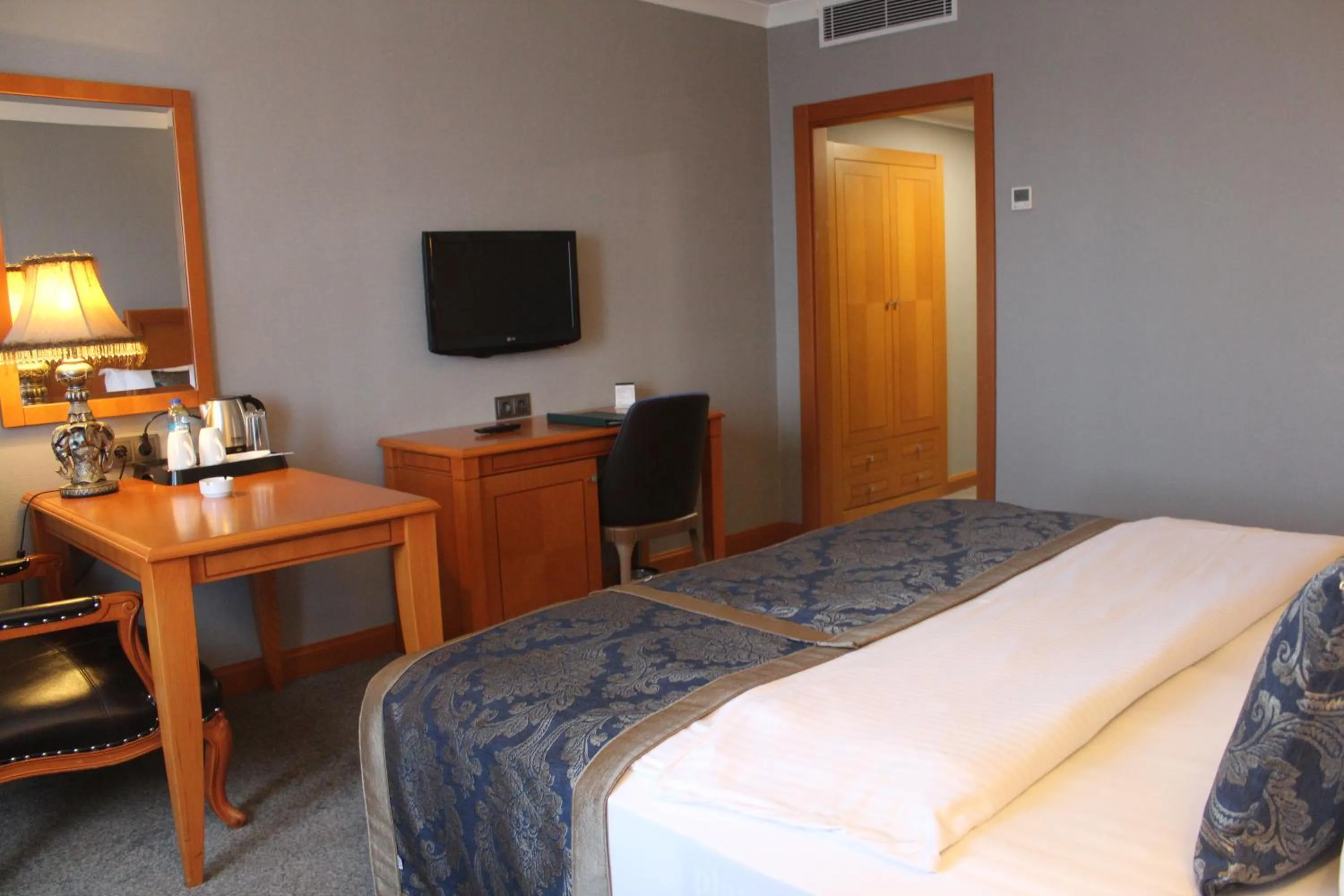 Bed in La Quinta by Wyndham Giresun