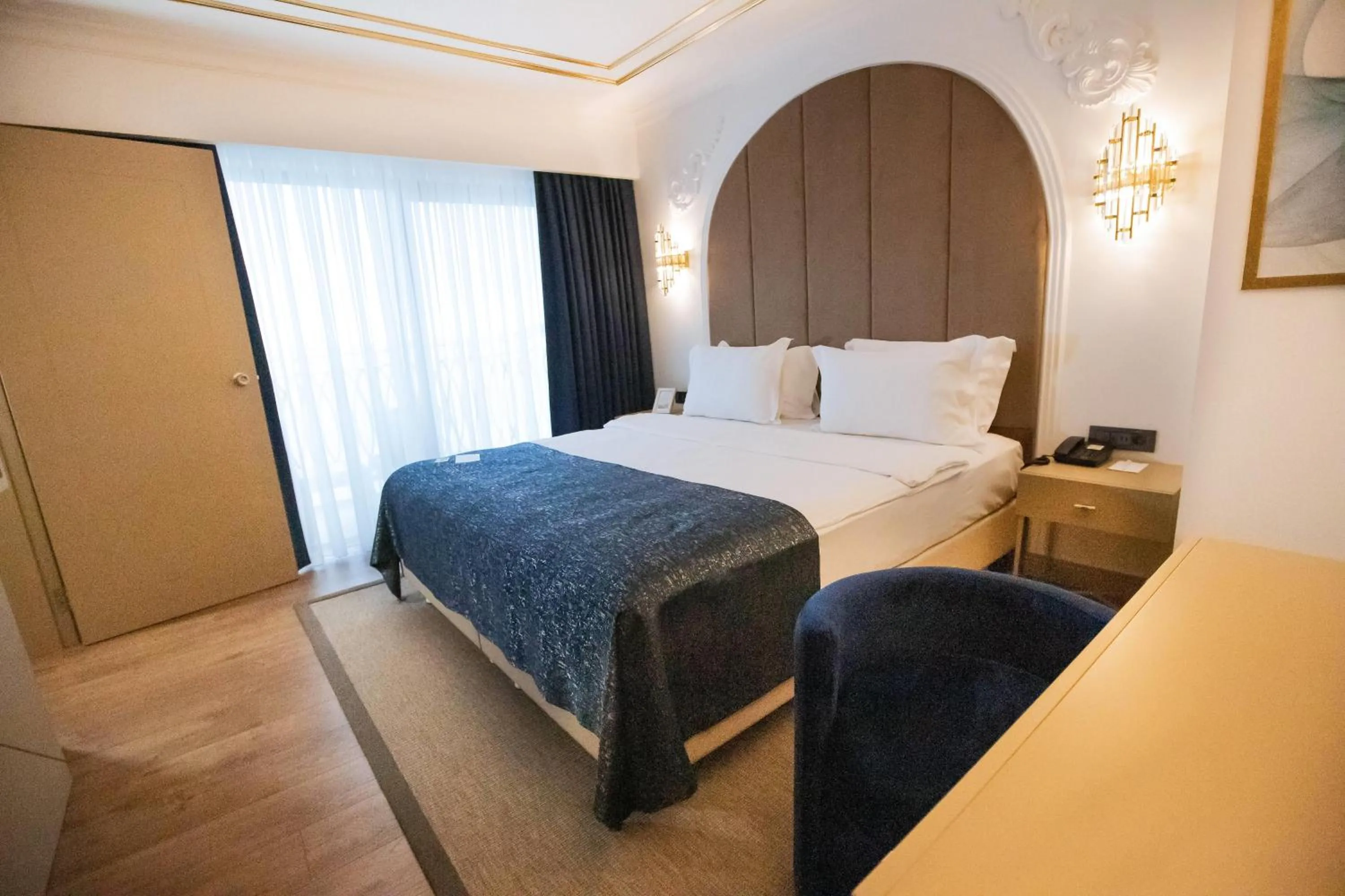 Photo of the whole room, Bed in La Quinta by Wyndham Giresun