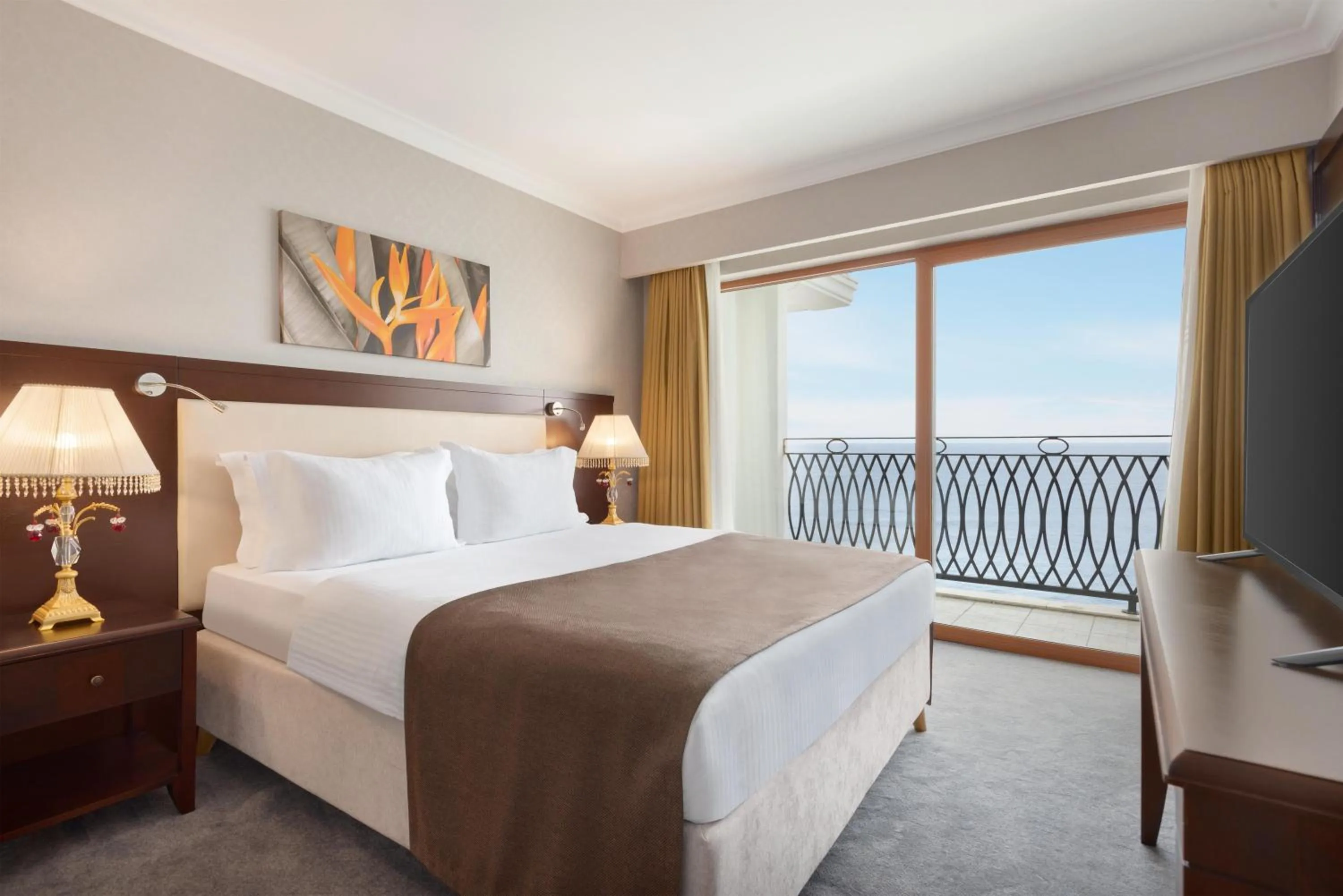 Photo of the whole room, Bed in La Quinta by Wyndham Giresun