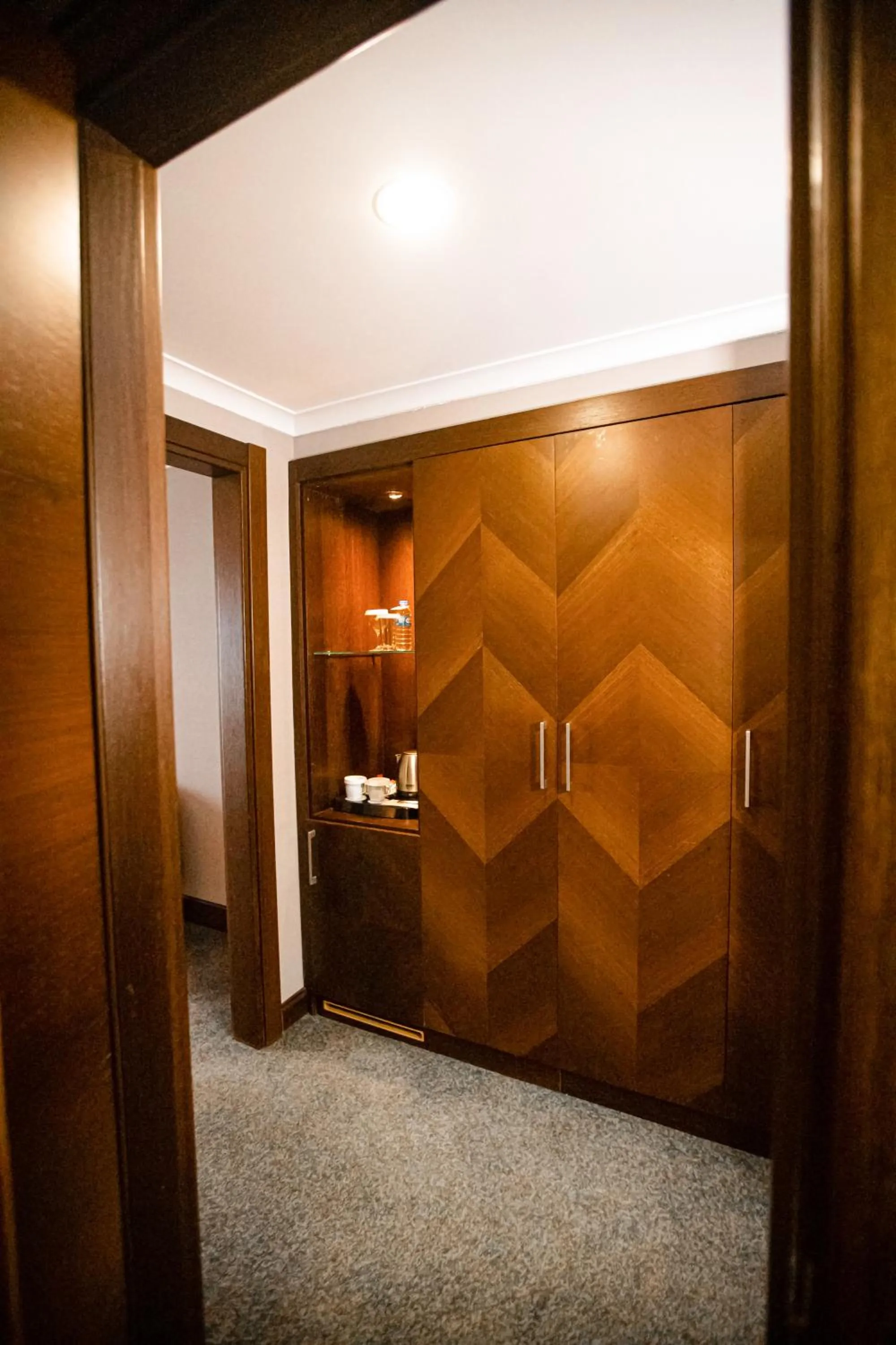 wardrobe in La Quinta by Wyndham Giresun