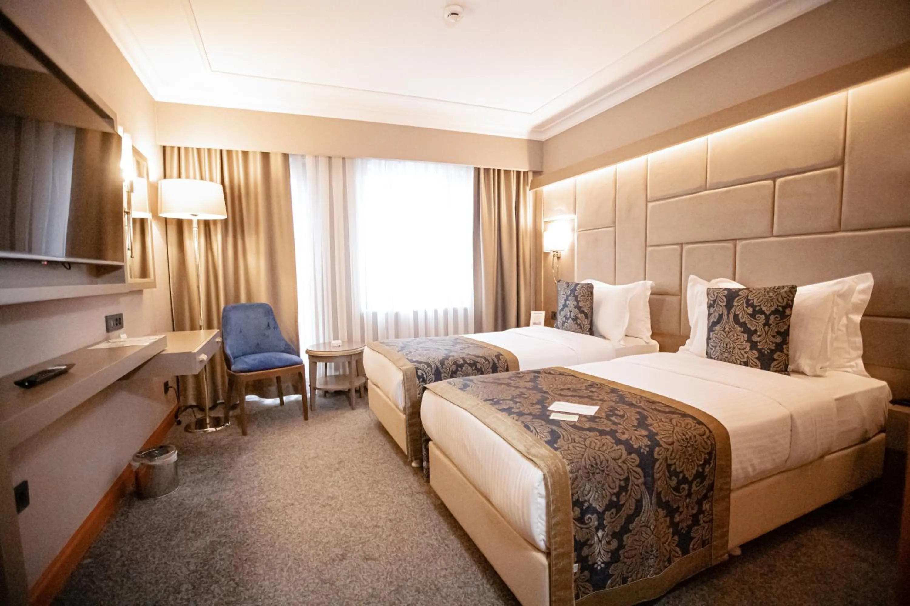 Photo of the whole room, Bed in La Quinta by Wyndham Giresun