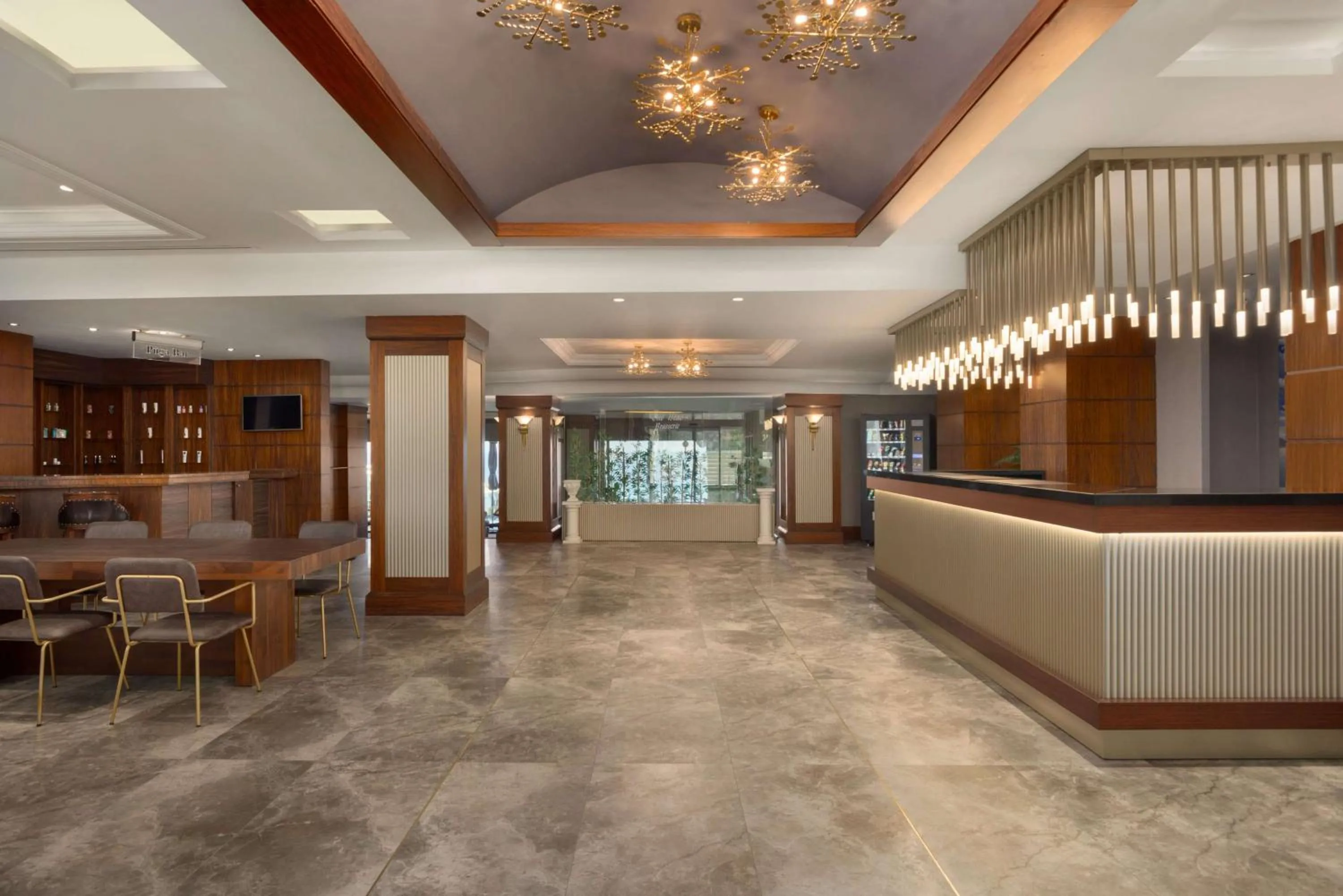 Lobby or reception in La Quinta by Wyndham Giresun