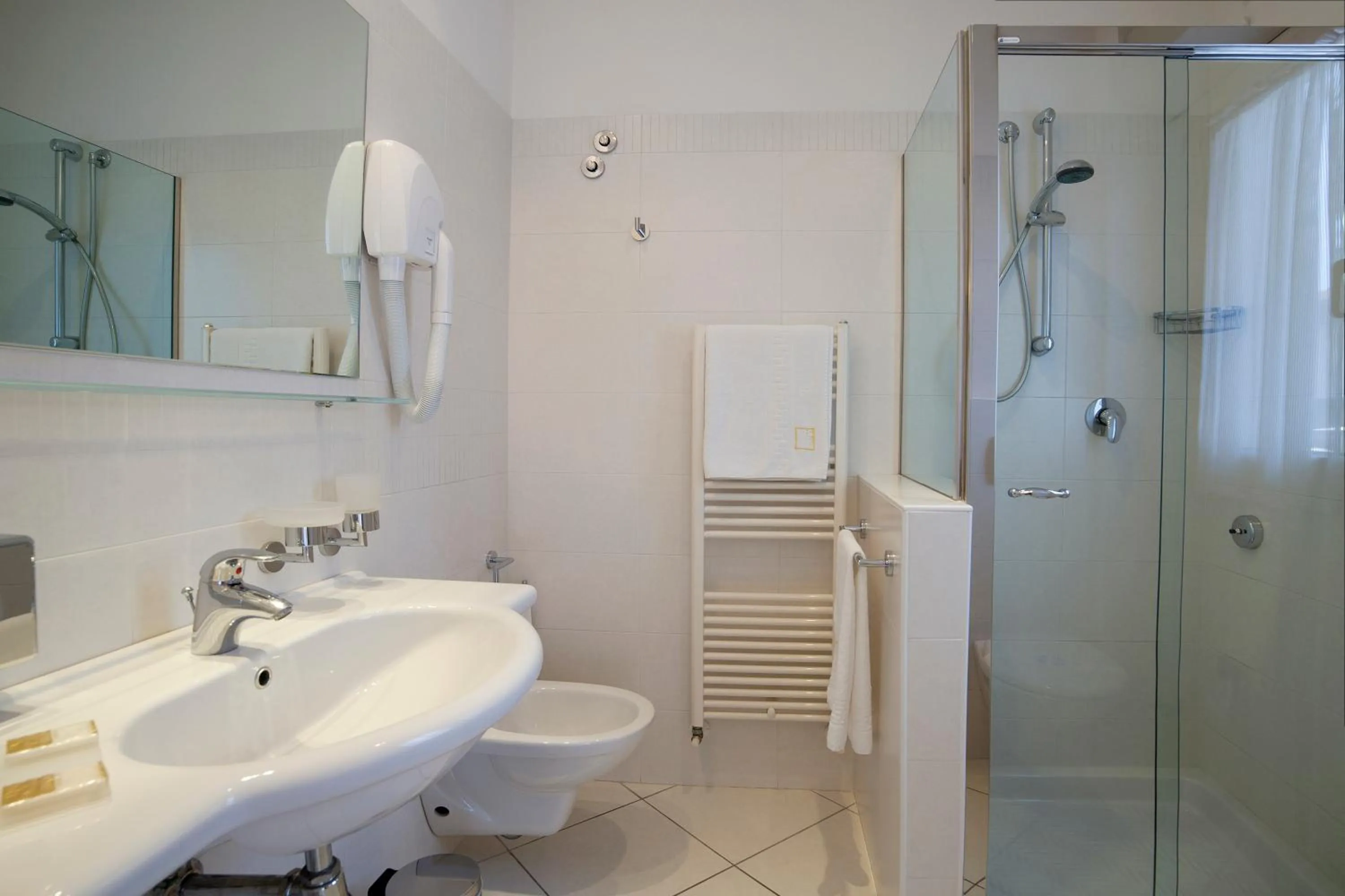 Bathroom in Hotel Gala