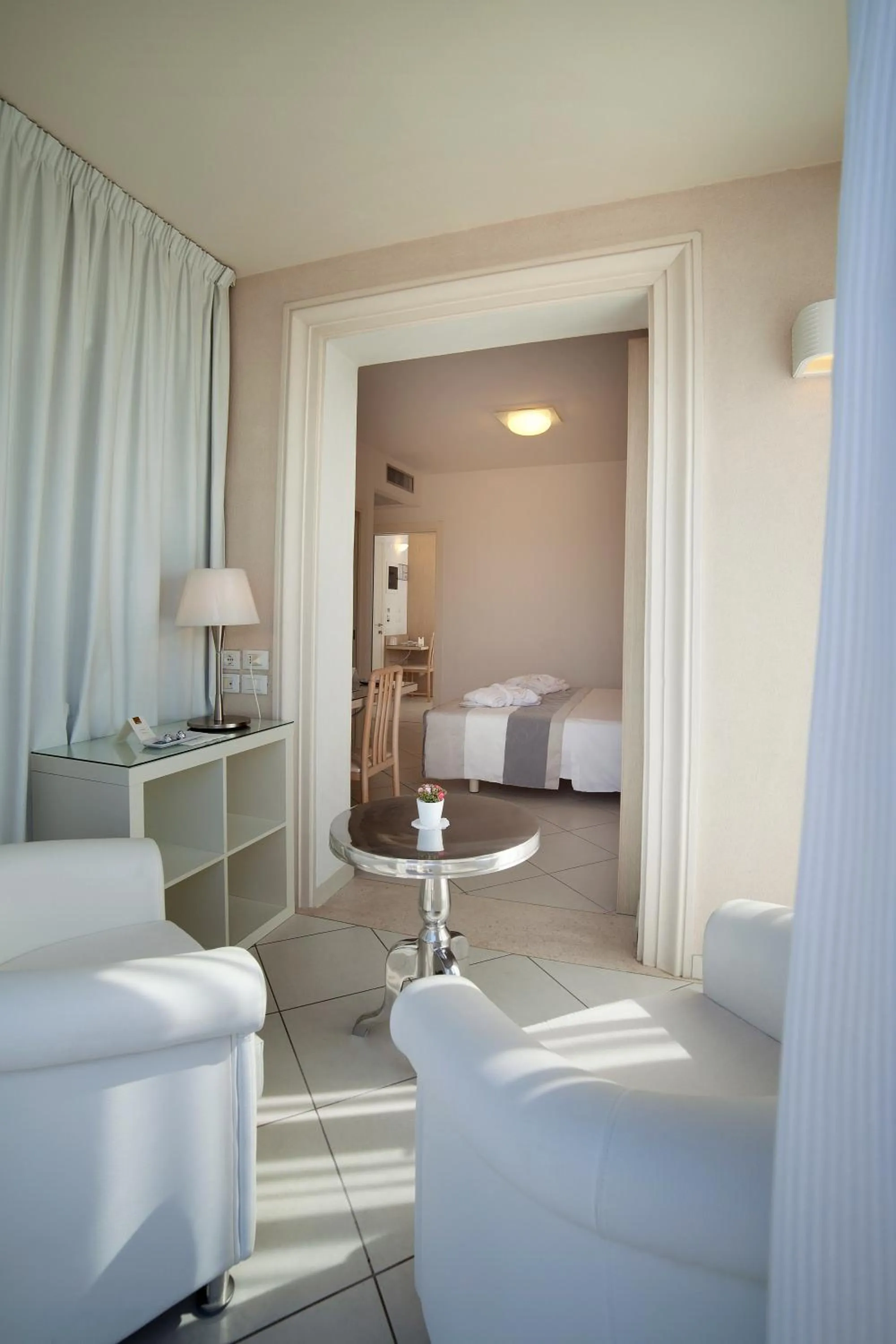 Living room, Bed in Hotel Gala