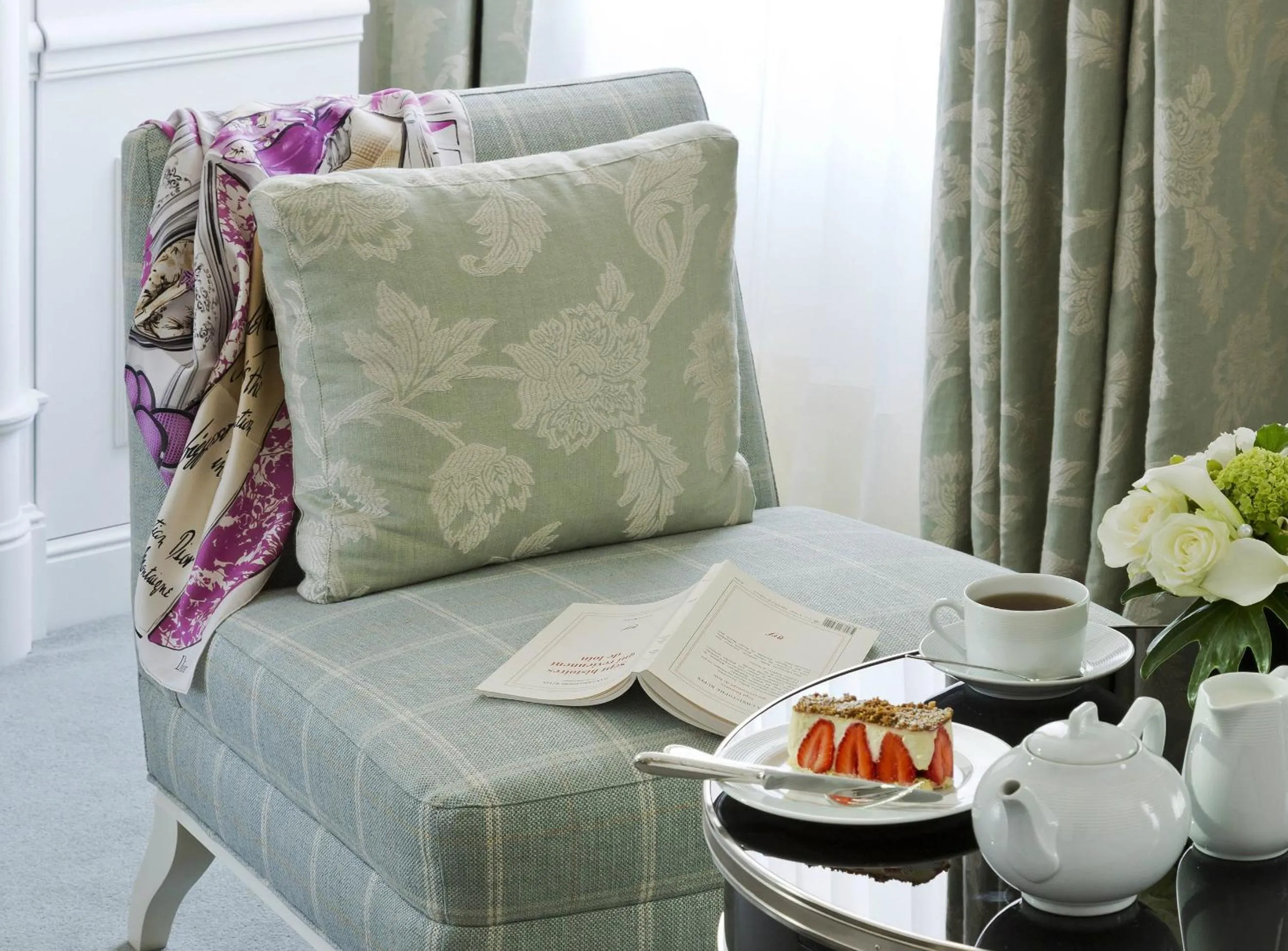 Decorative detail in Hôtel San Régis