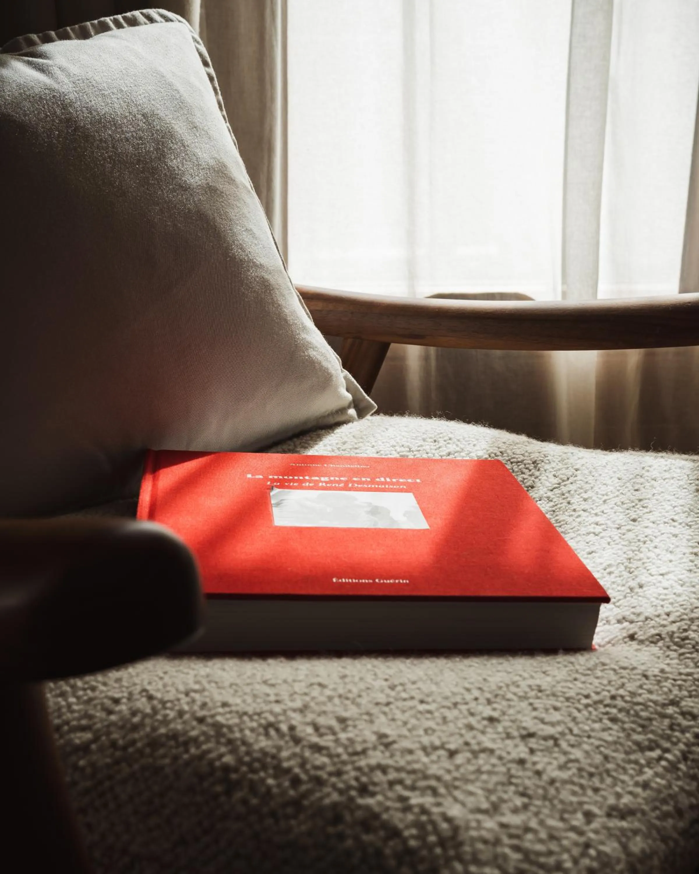 Decorative detail, Bed in Coeur de Megève