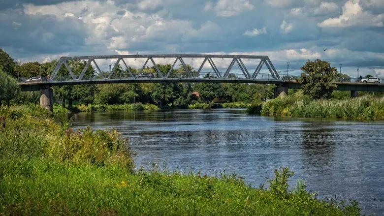 Fishing in Hagen`s Hotel "eat & meet" Restaurant Bar Lounge