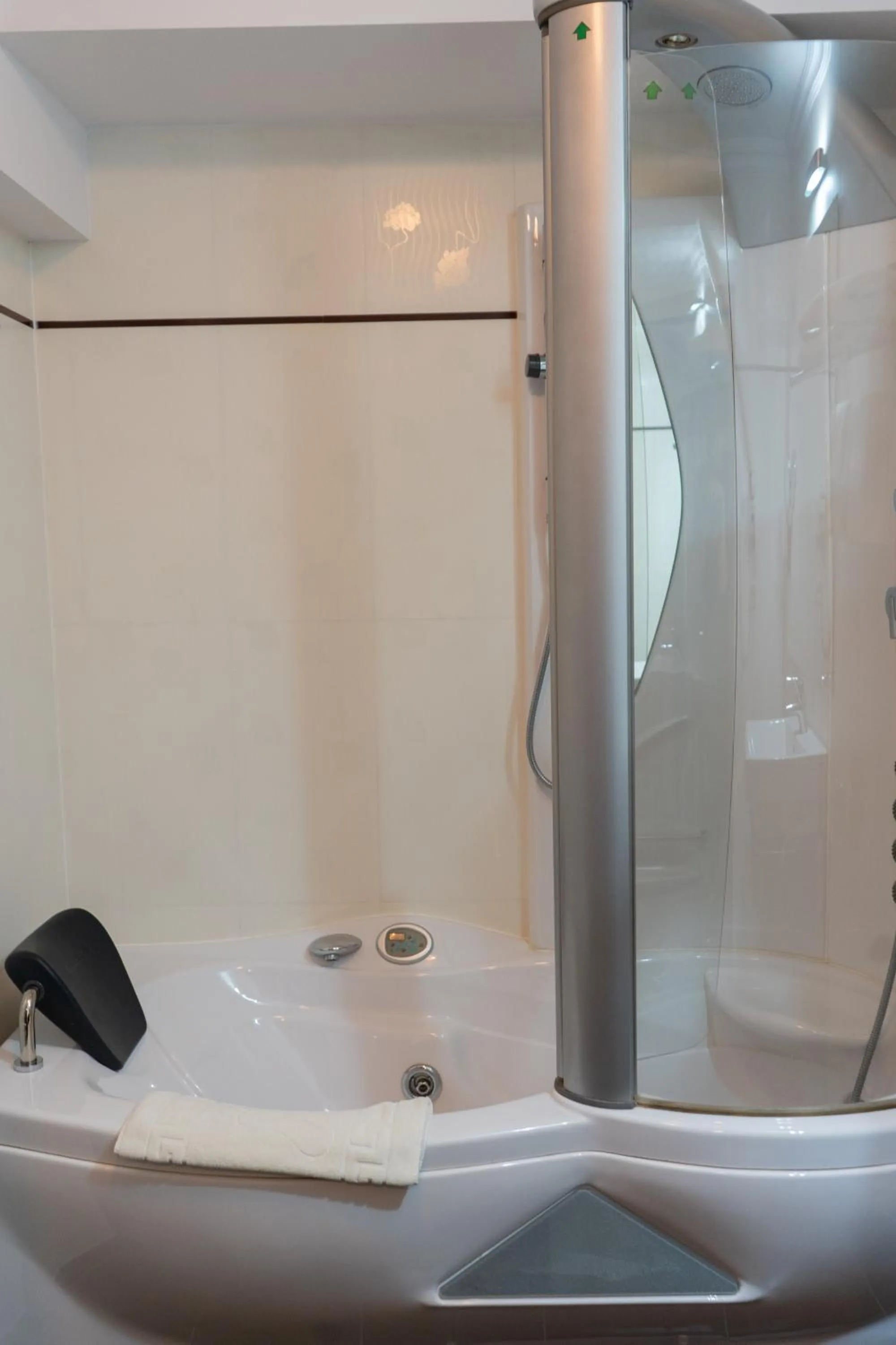 Best Western Plus Lido Hotel