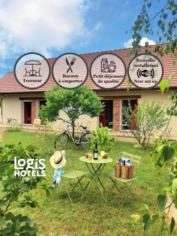 Garden in Logis Hôtel du Château