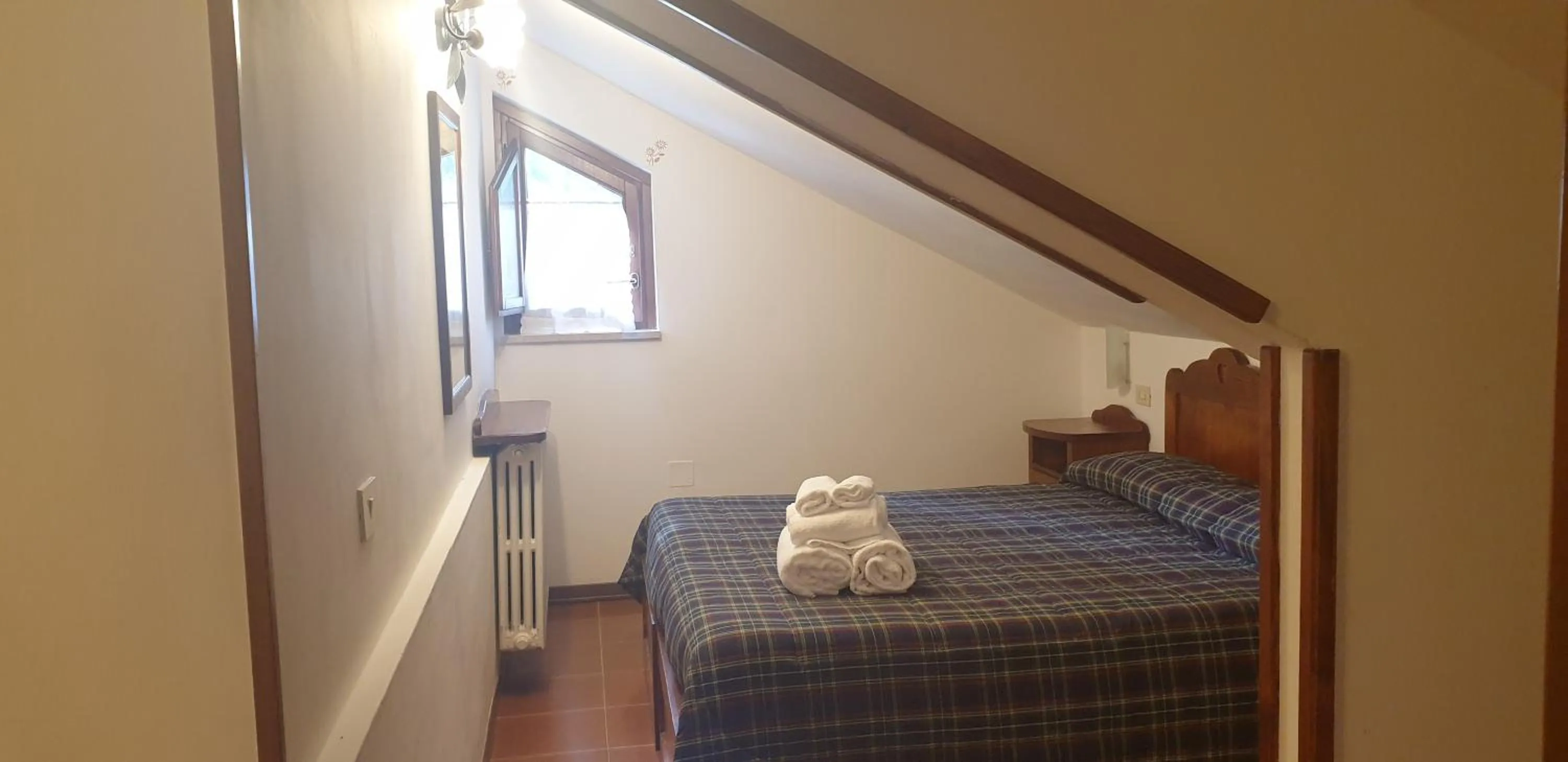 Bed in LH Albergo il Paradiso