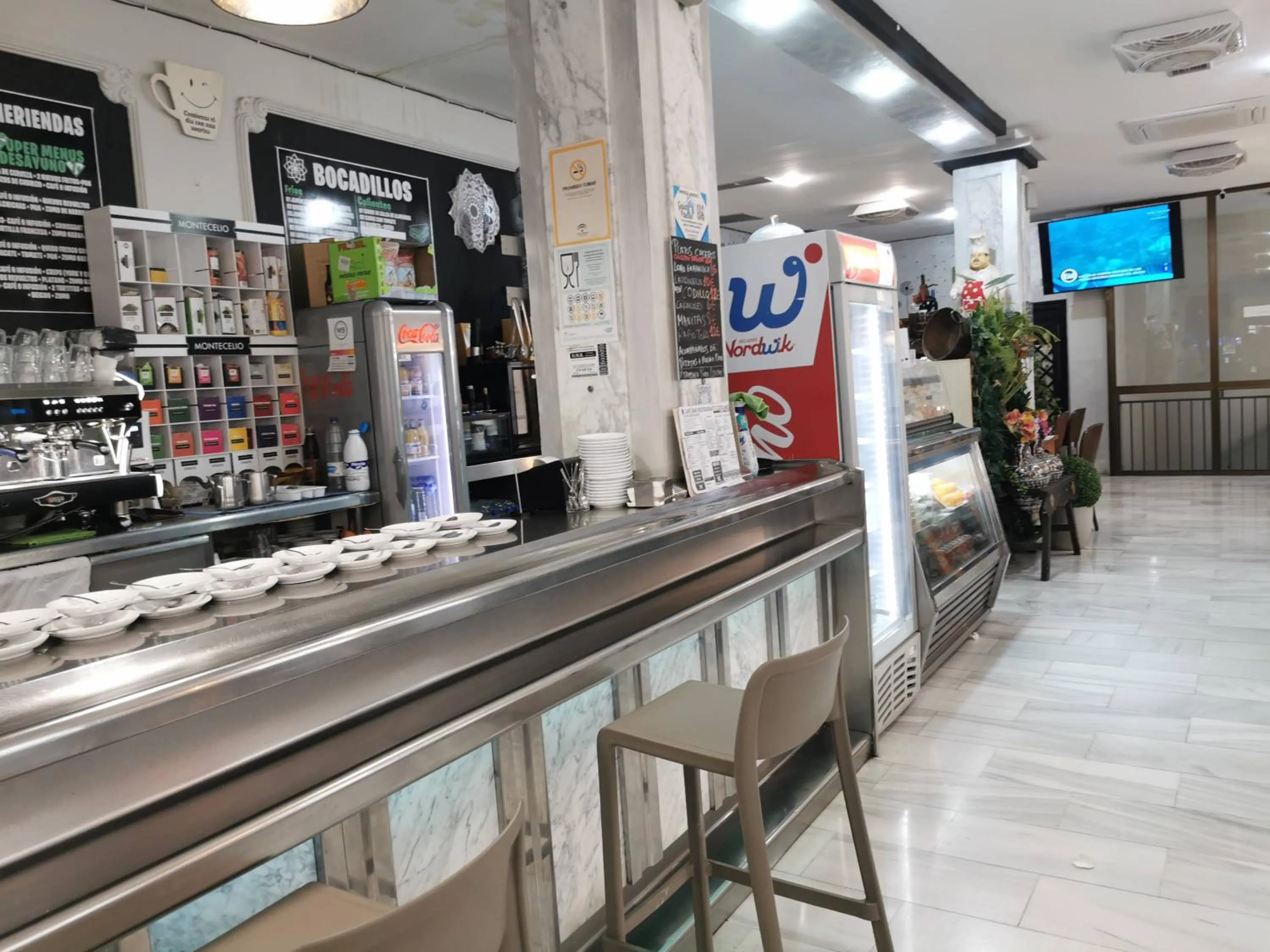 Restaurant/places to eat in Hotel Costa Andaluza