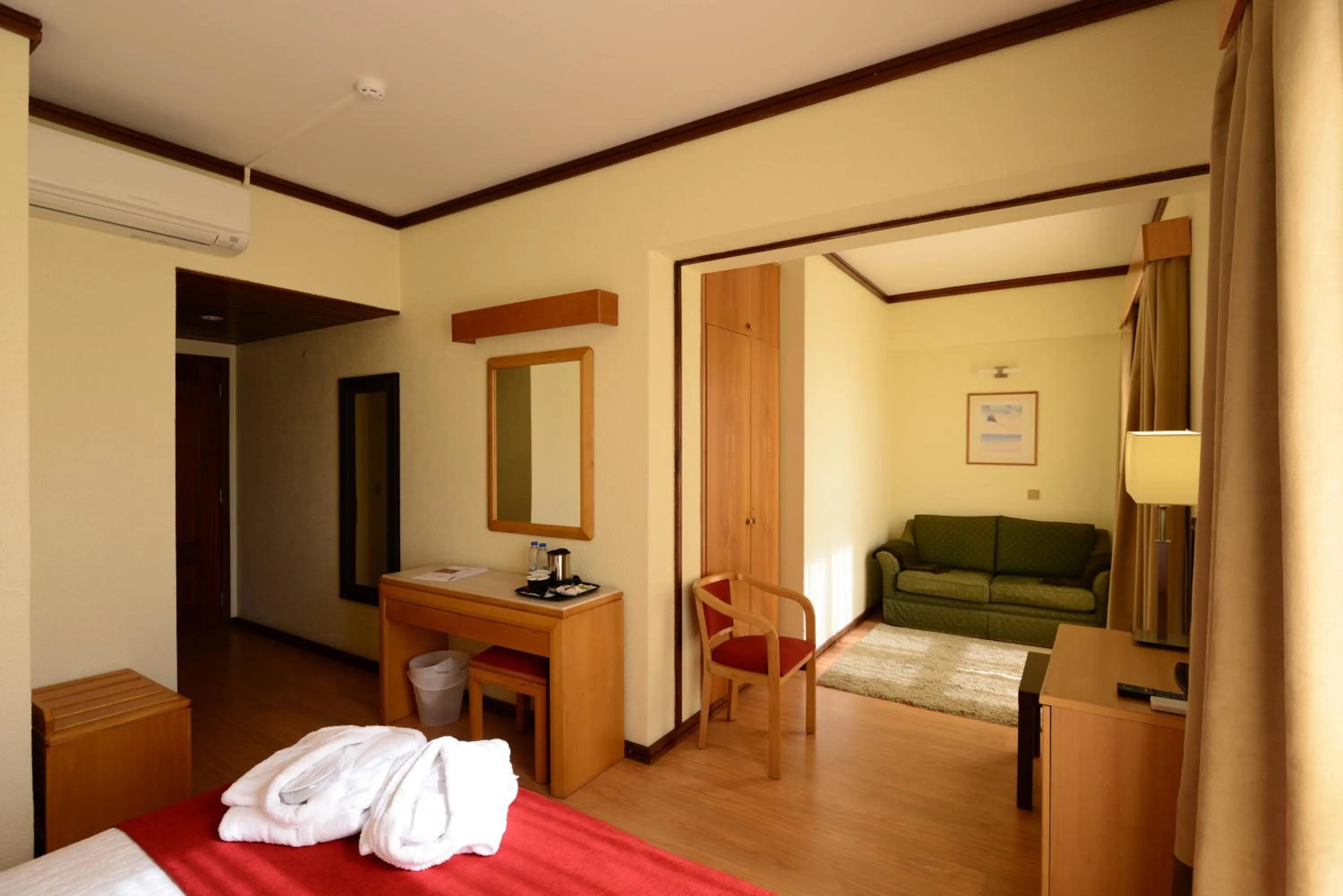 Bedroom, Bed in Hotel Dom Nuno