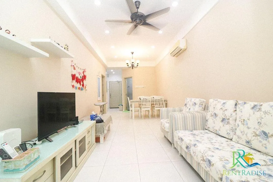 Living room in Akademik Suite by JK Home