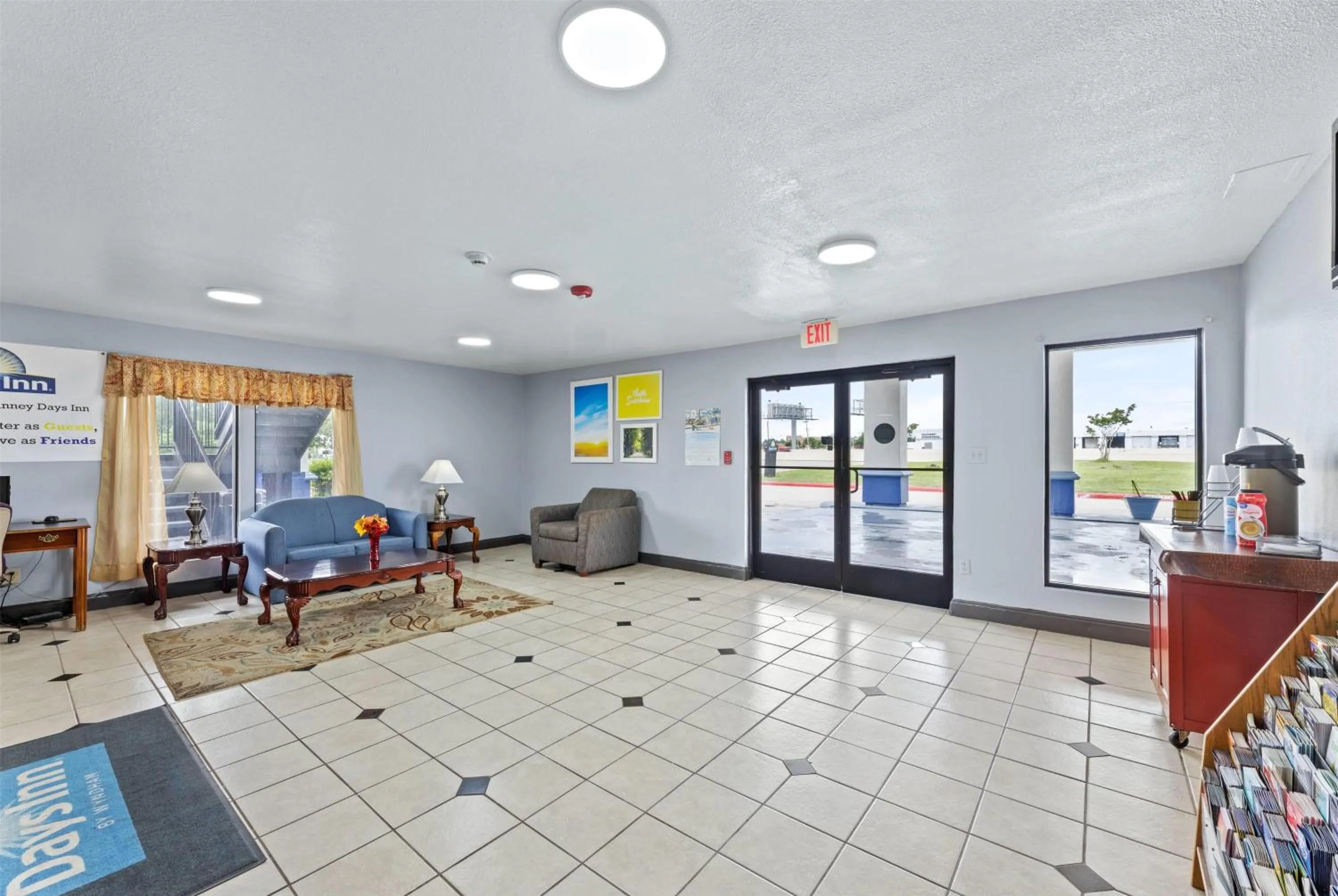Lobby or reception in Days Inn by Wyndham McKinney