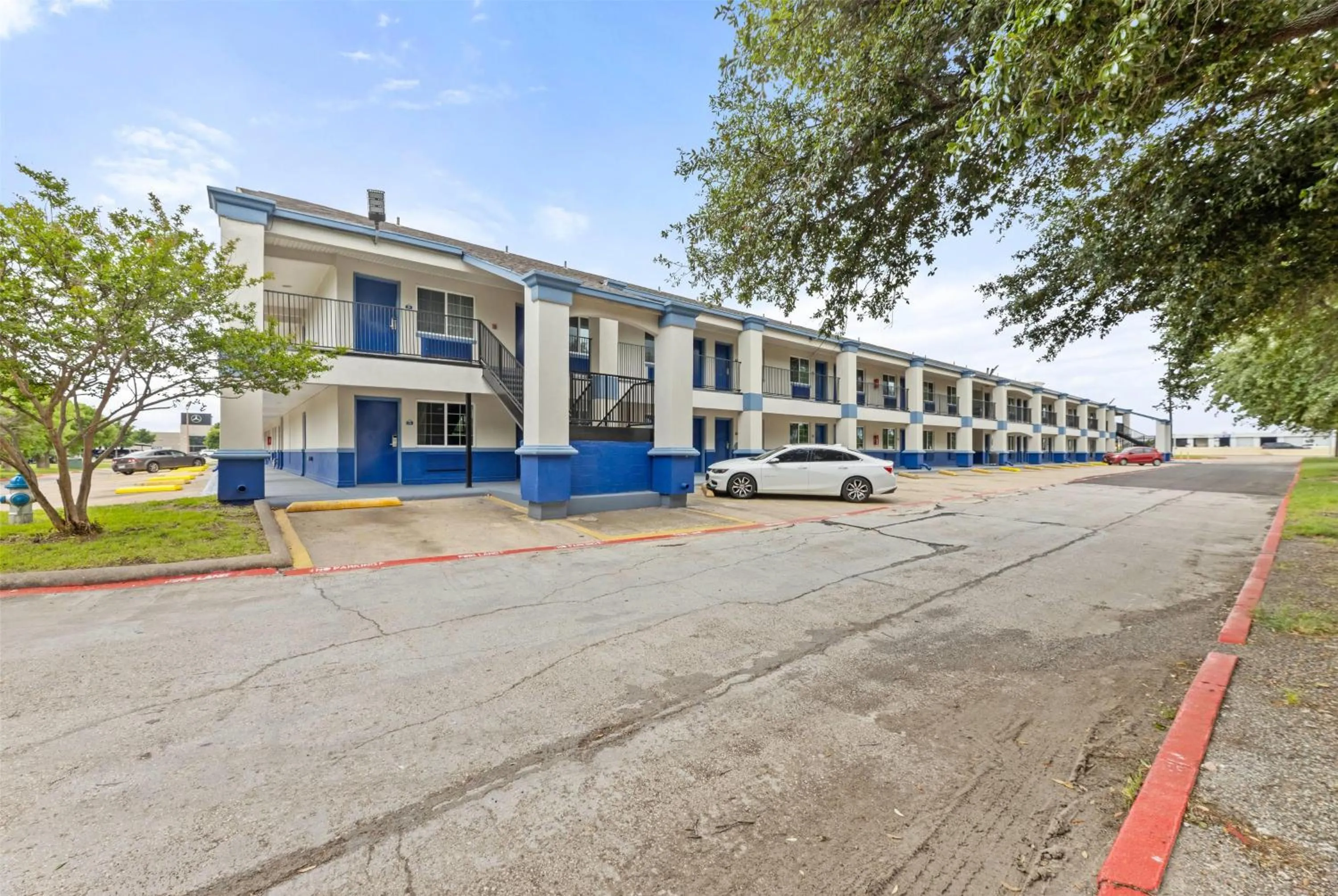 Property building in Days Inn by Wyndham McKinney