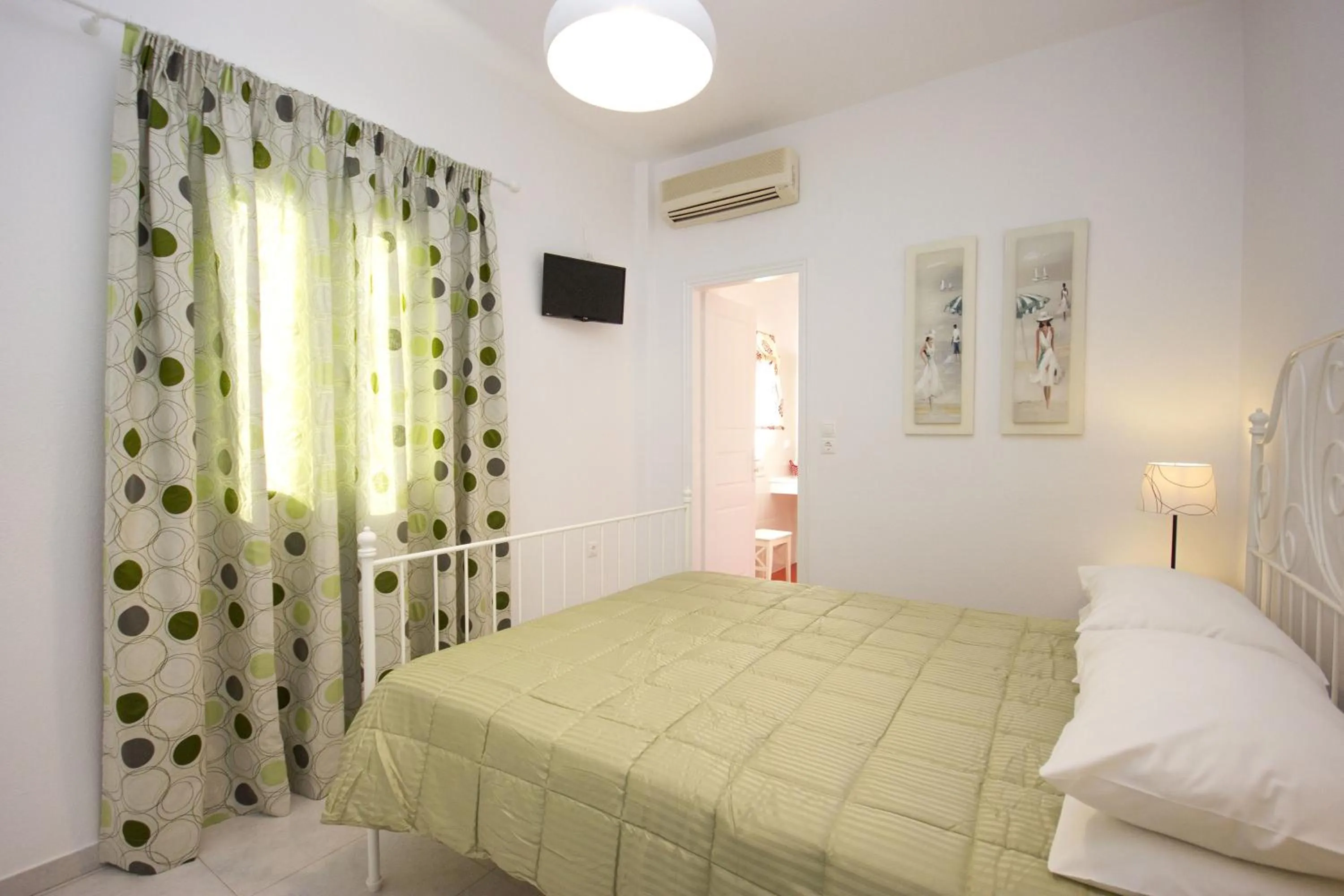 Bedroom, Bed in Anixi Hotel