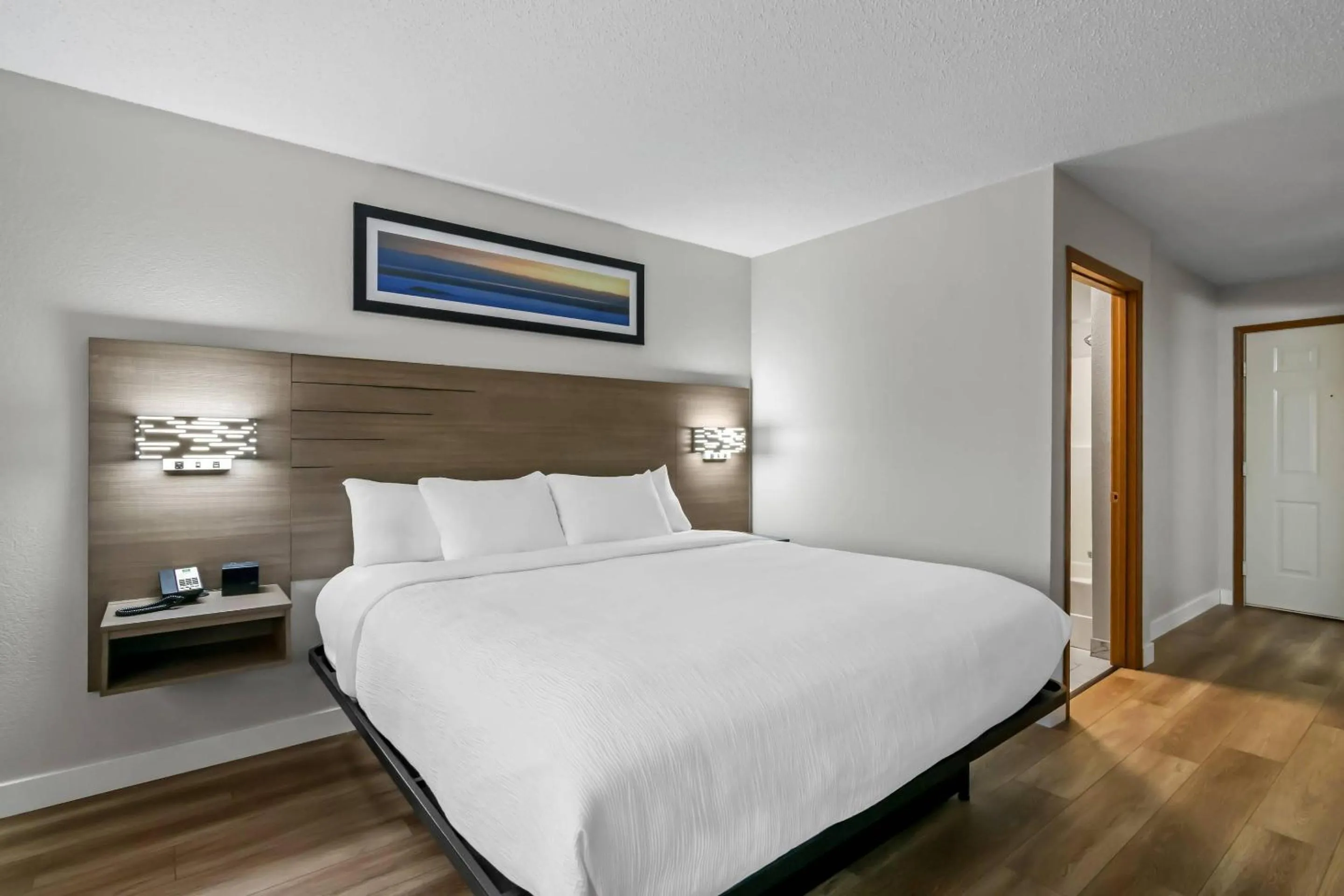 Bedroom, Bed in Quality Inn Neosho