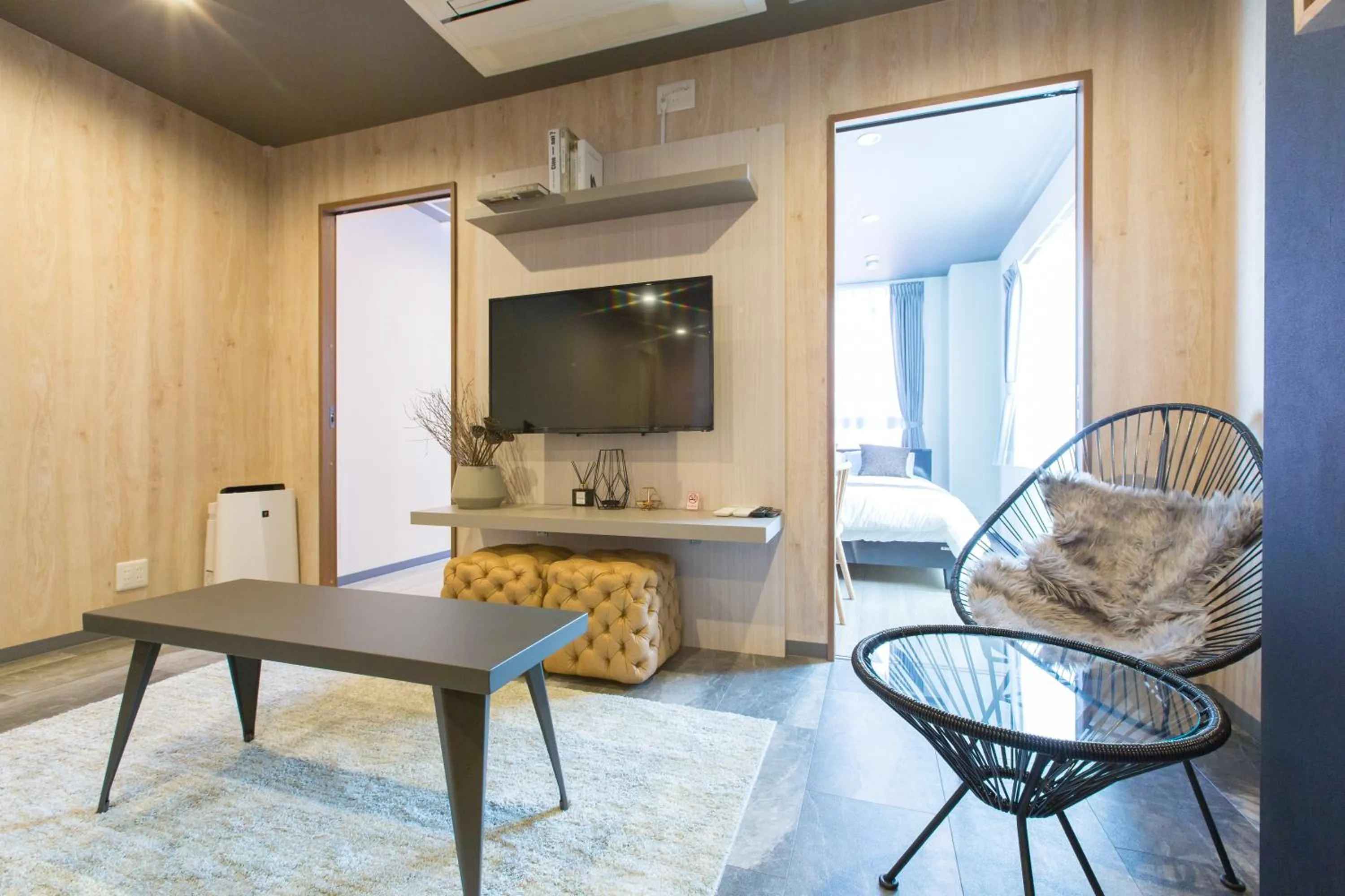 Living room in S-Dotonbori Hotel Namba - Self Check-In Only