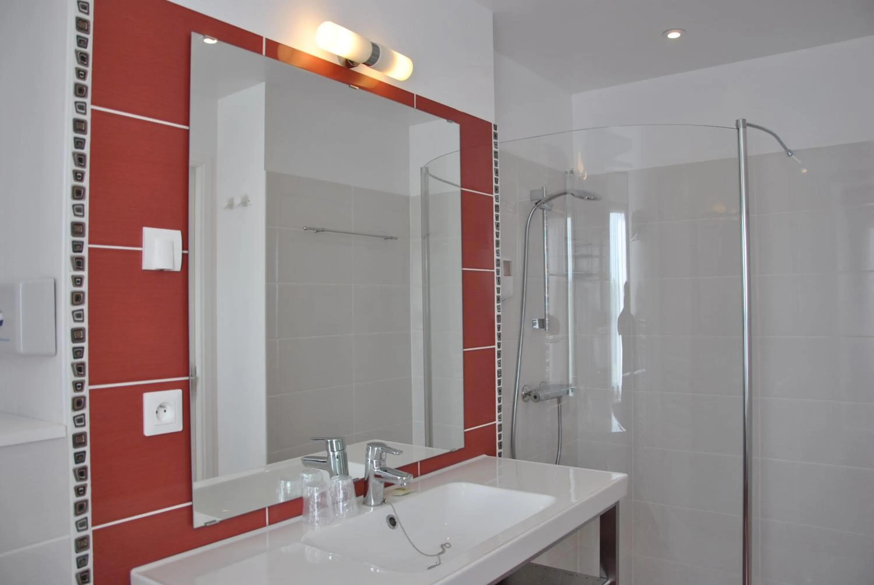 Bathroom in Logis Hermitage